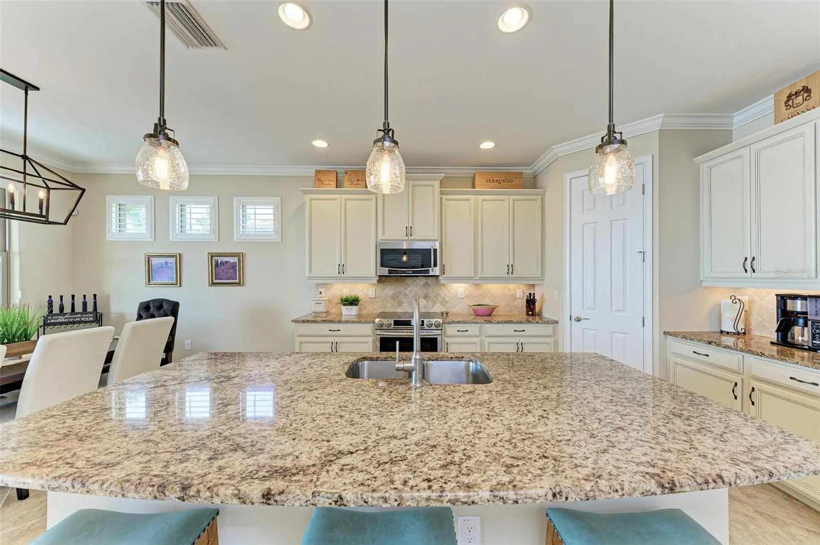 138 TOSCAVILLA BLVD