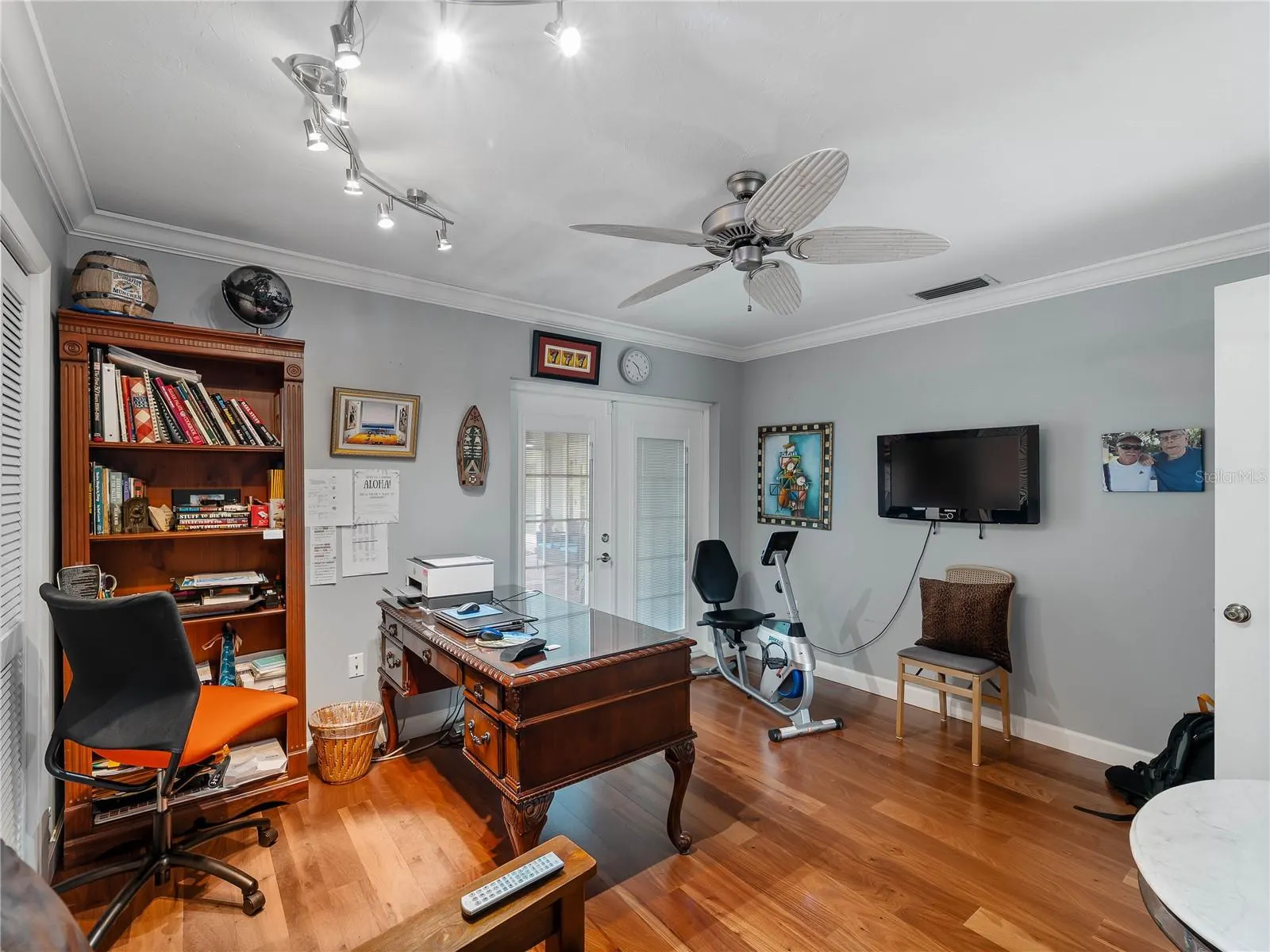 123 WINDWARD DR