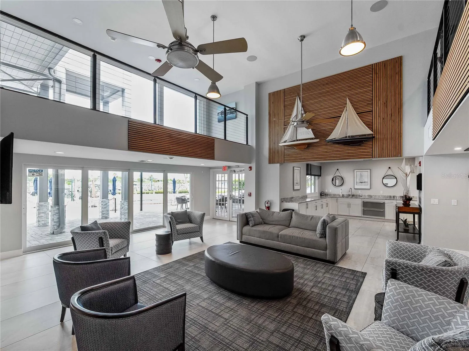 123 WINDWARD DR
