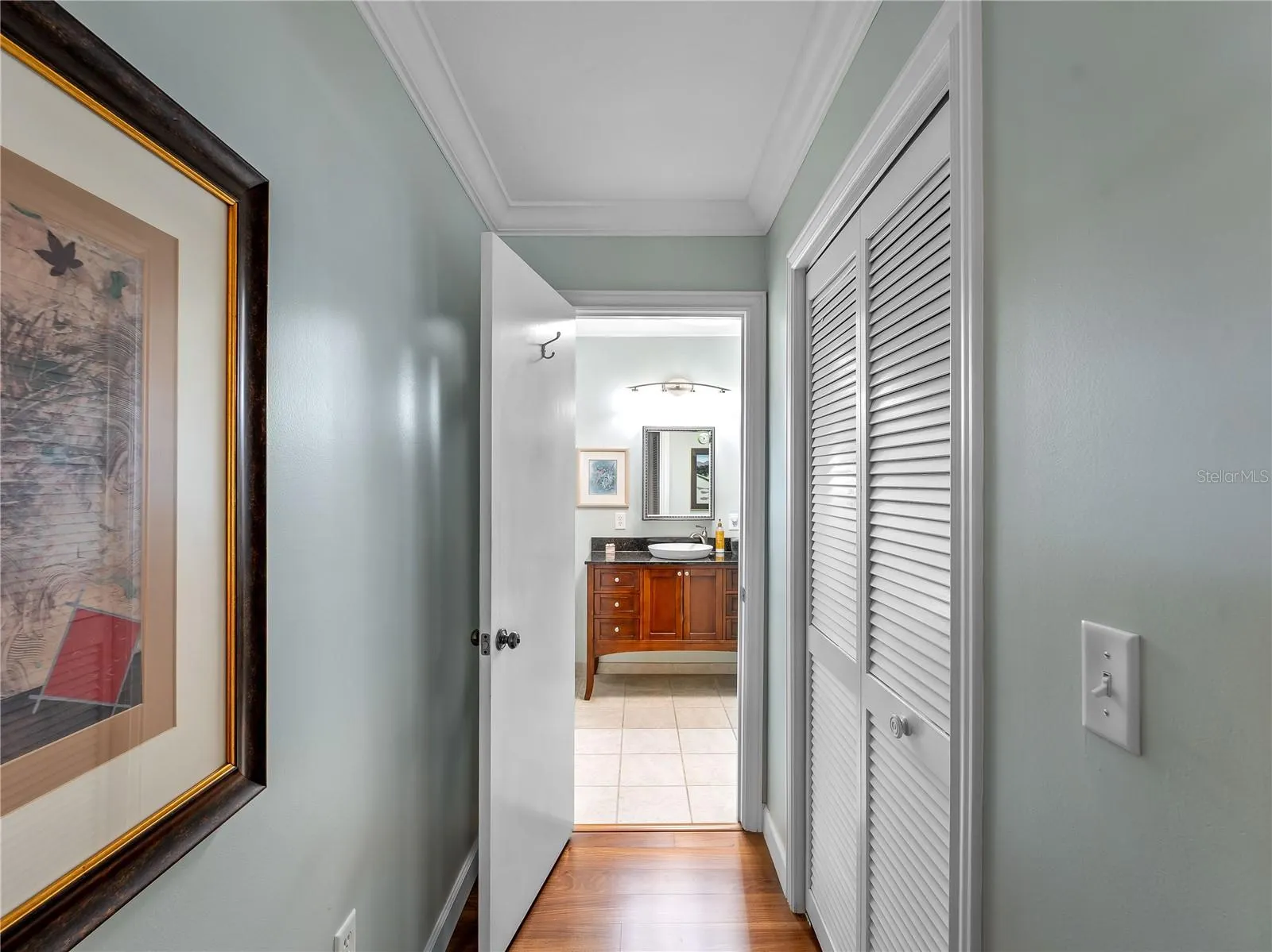123 WINDWARD DR