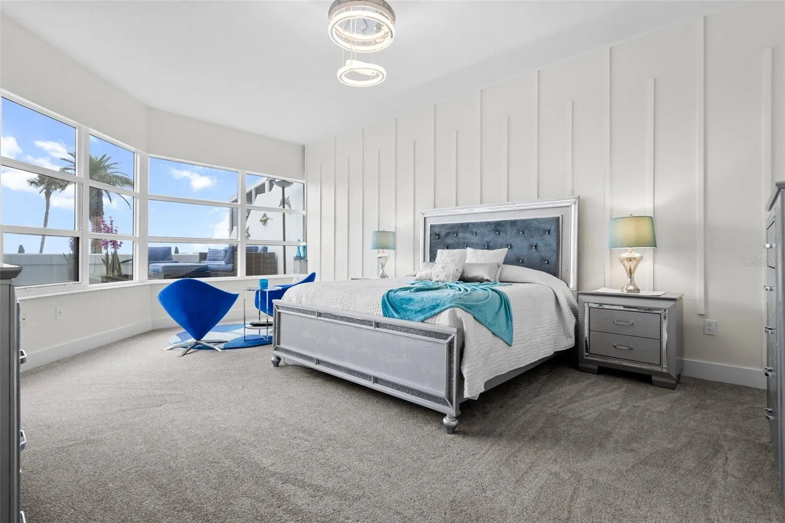 988 BLVD OF THE ARTS #109, #109