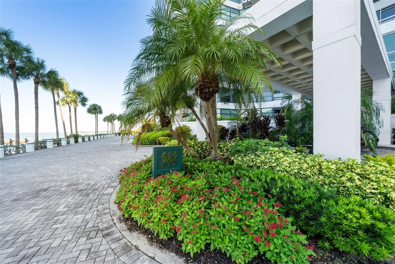 988 BLVD OF THE ARTS #109, #109
