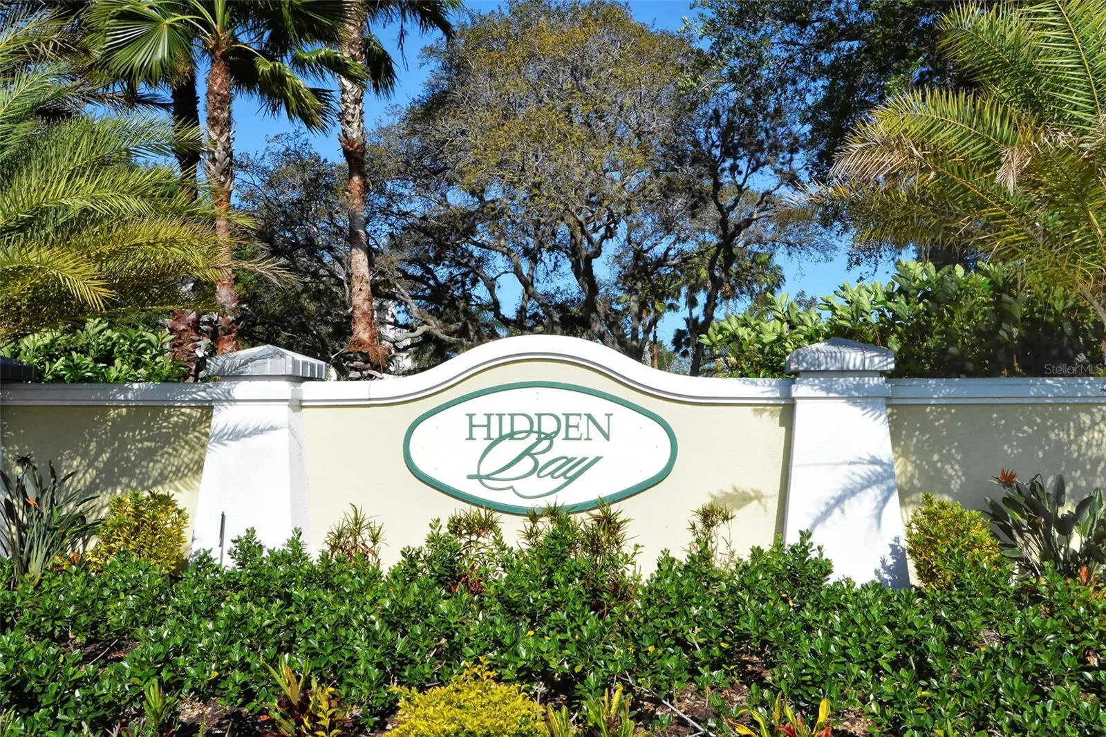 250 HIDDEN BAY DR #302, #302