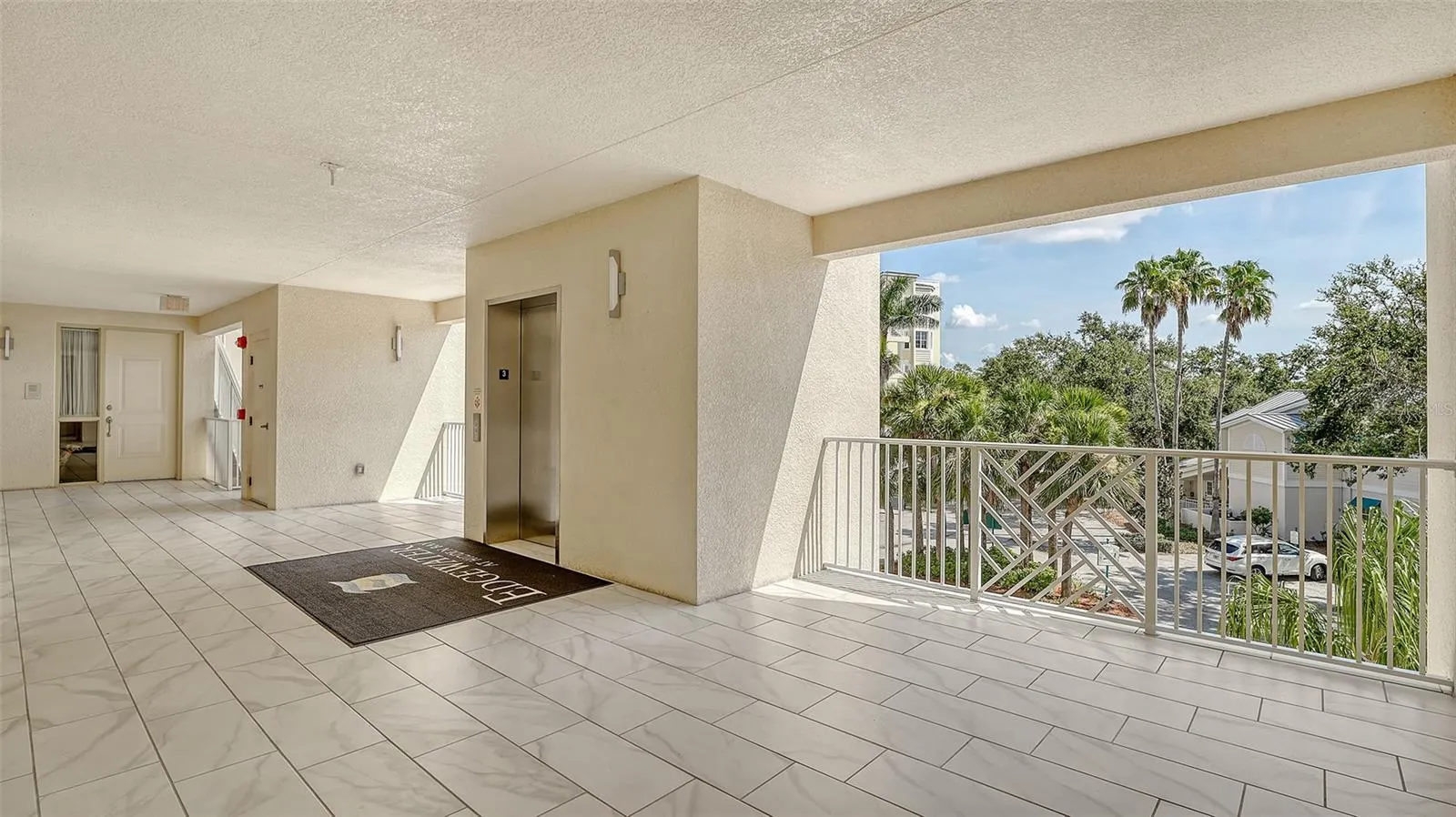 250 HIDDEN BAY DR #302, #302