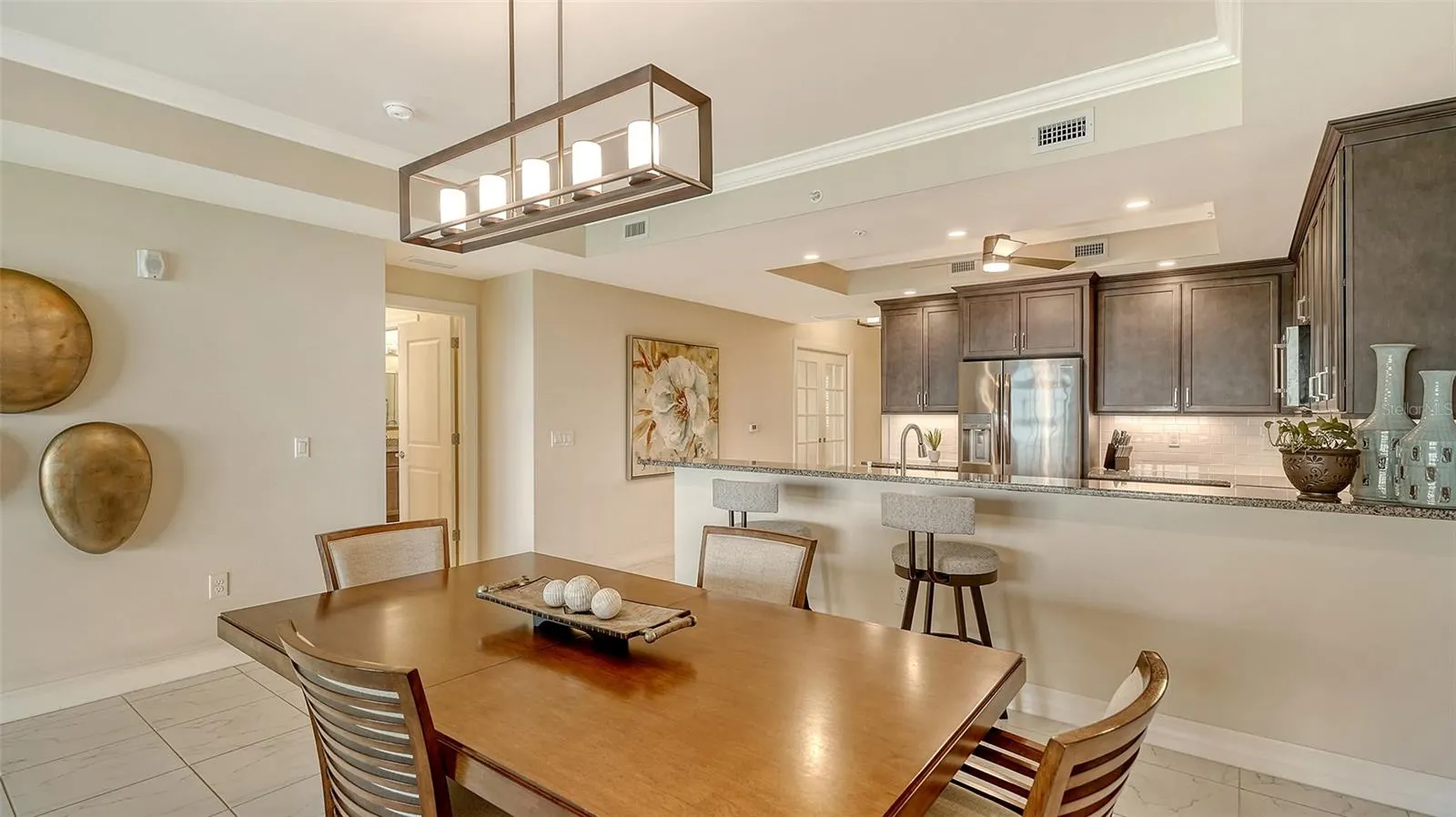 250 HIDDEN BAY DR #302, #302