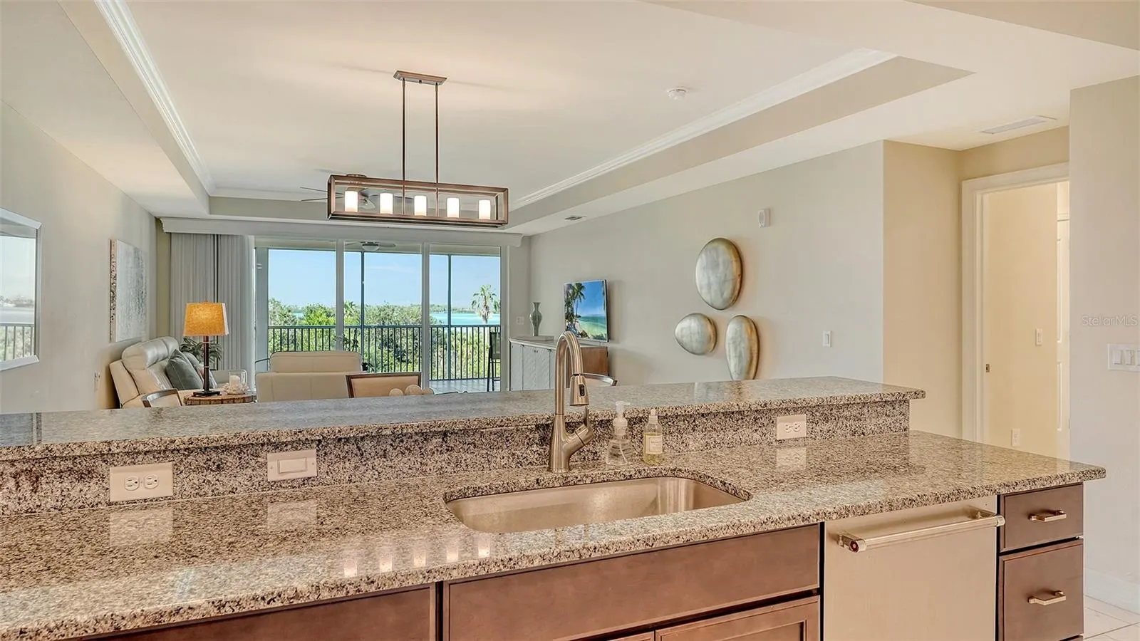 250 HIDDEN BAY DR #302, #302