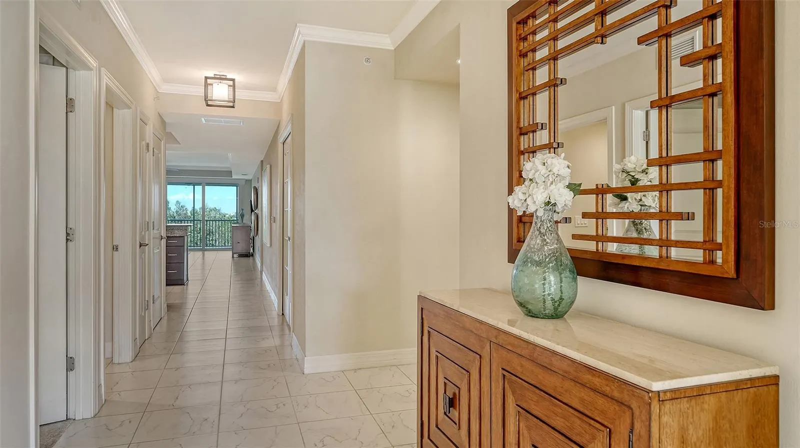 250 HIDDEN BAY DR #302, #302