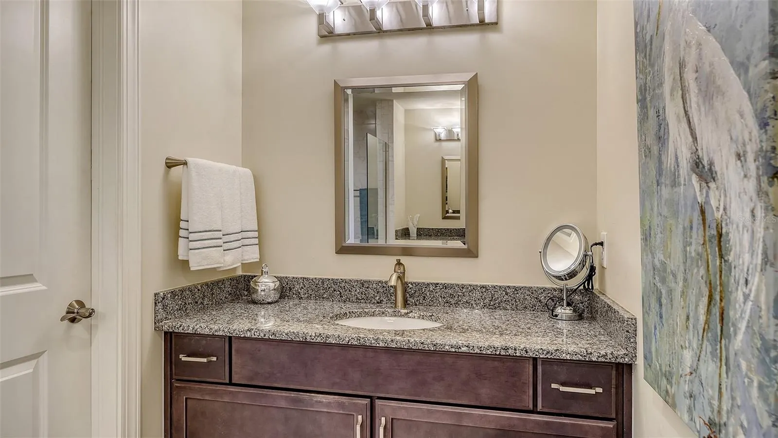 250 HIDDEN BAY DR #302, #302
