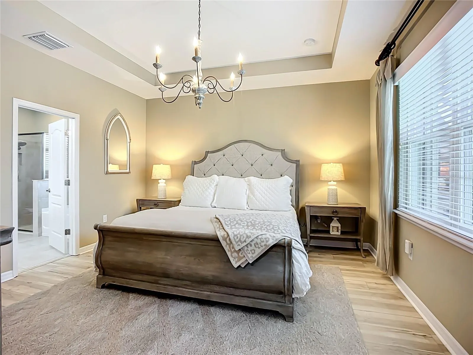 2807 ORIOLE DR