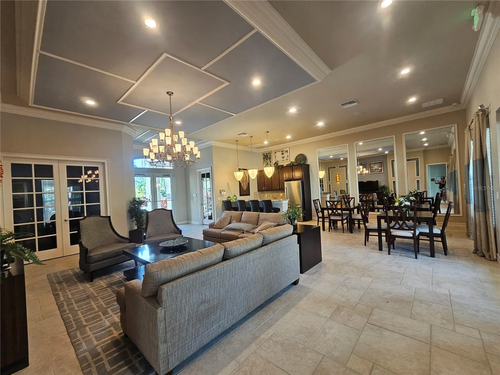 2807 ORIOLE DR