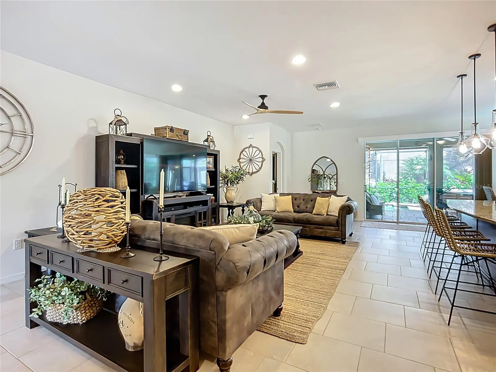 2807 ORIOLE DR
