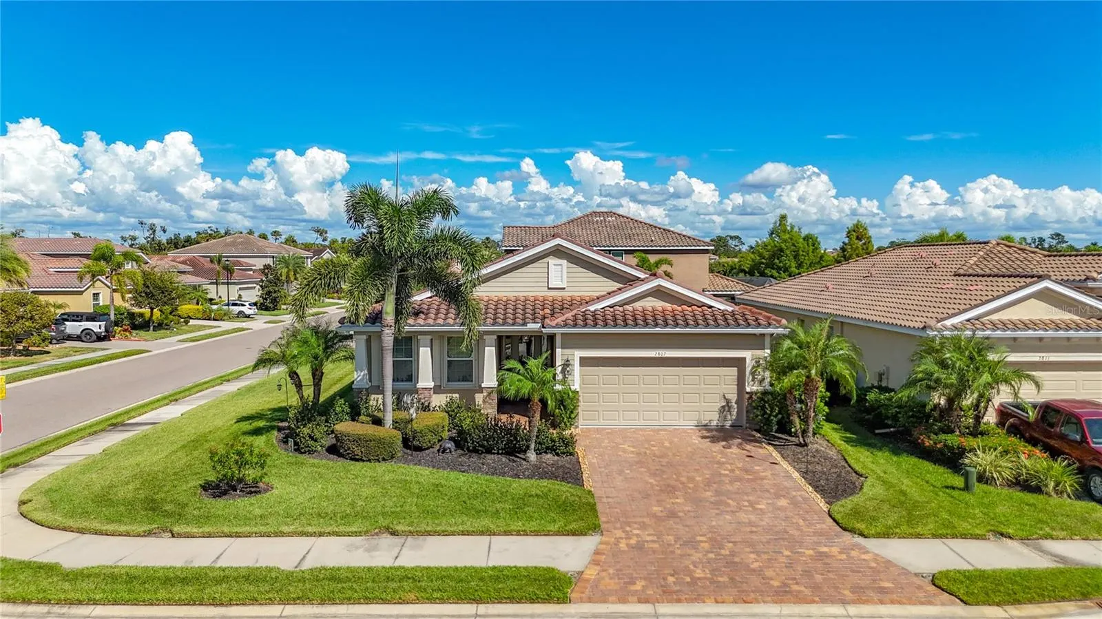 2807 ORIOLE DR