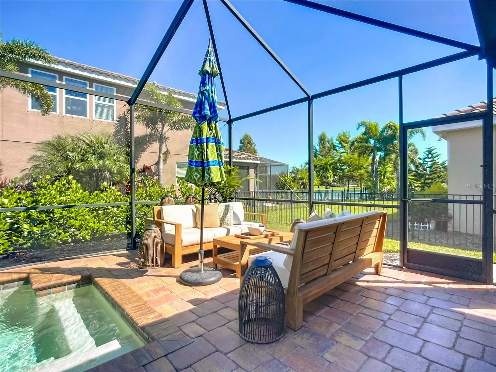 2807 ORIOLE DR