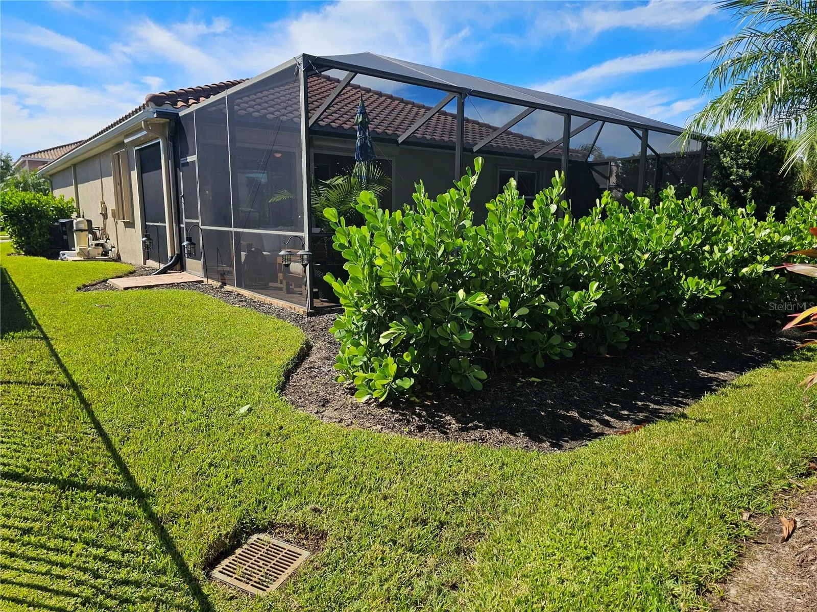 2807 ORIOLE DR