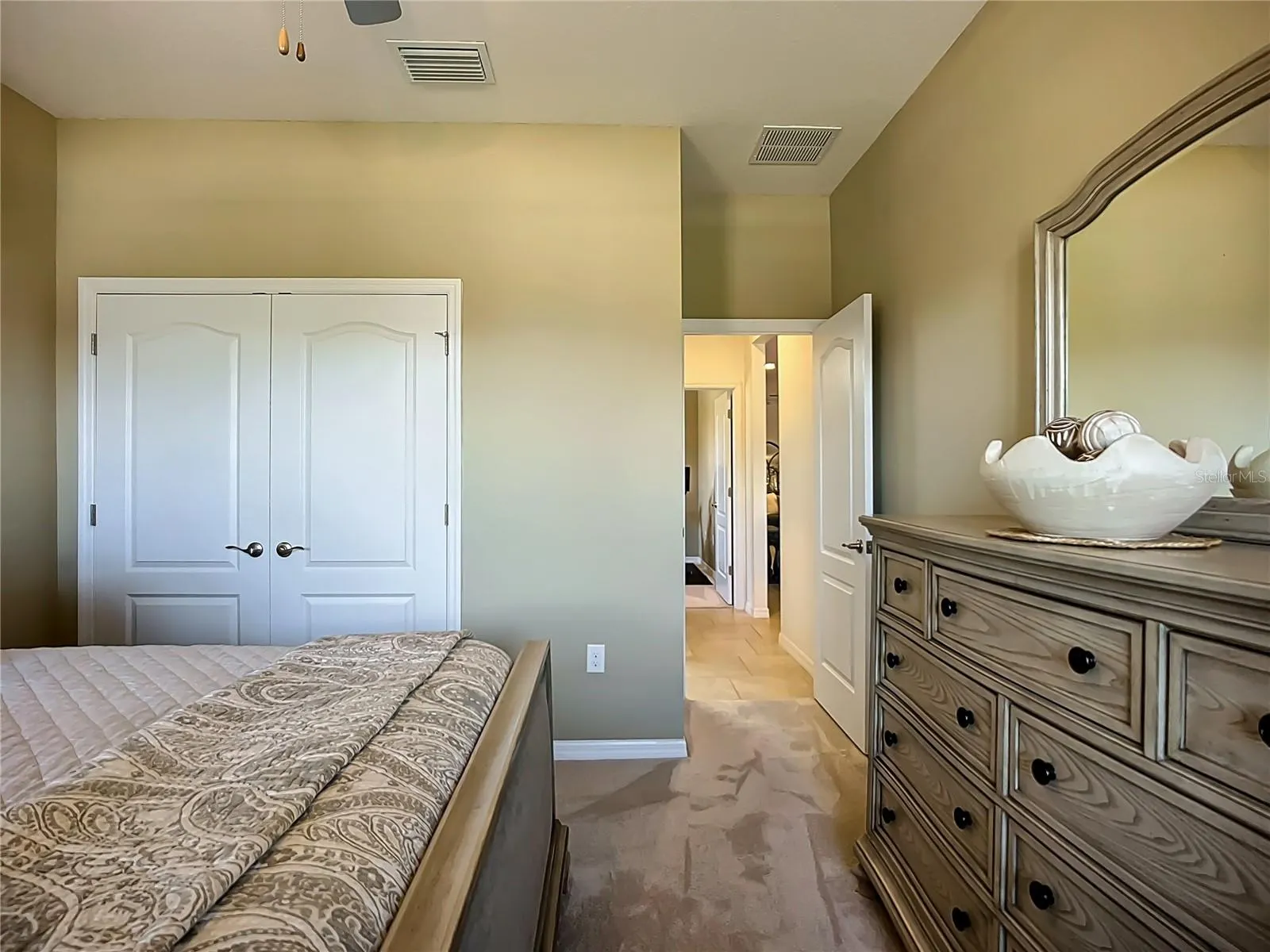 2807 ORIOLE DR