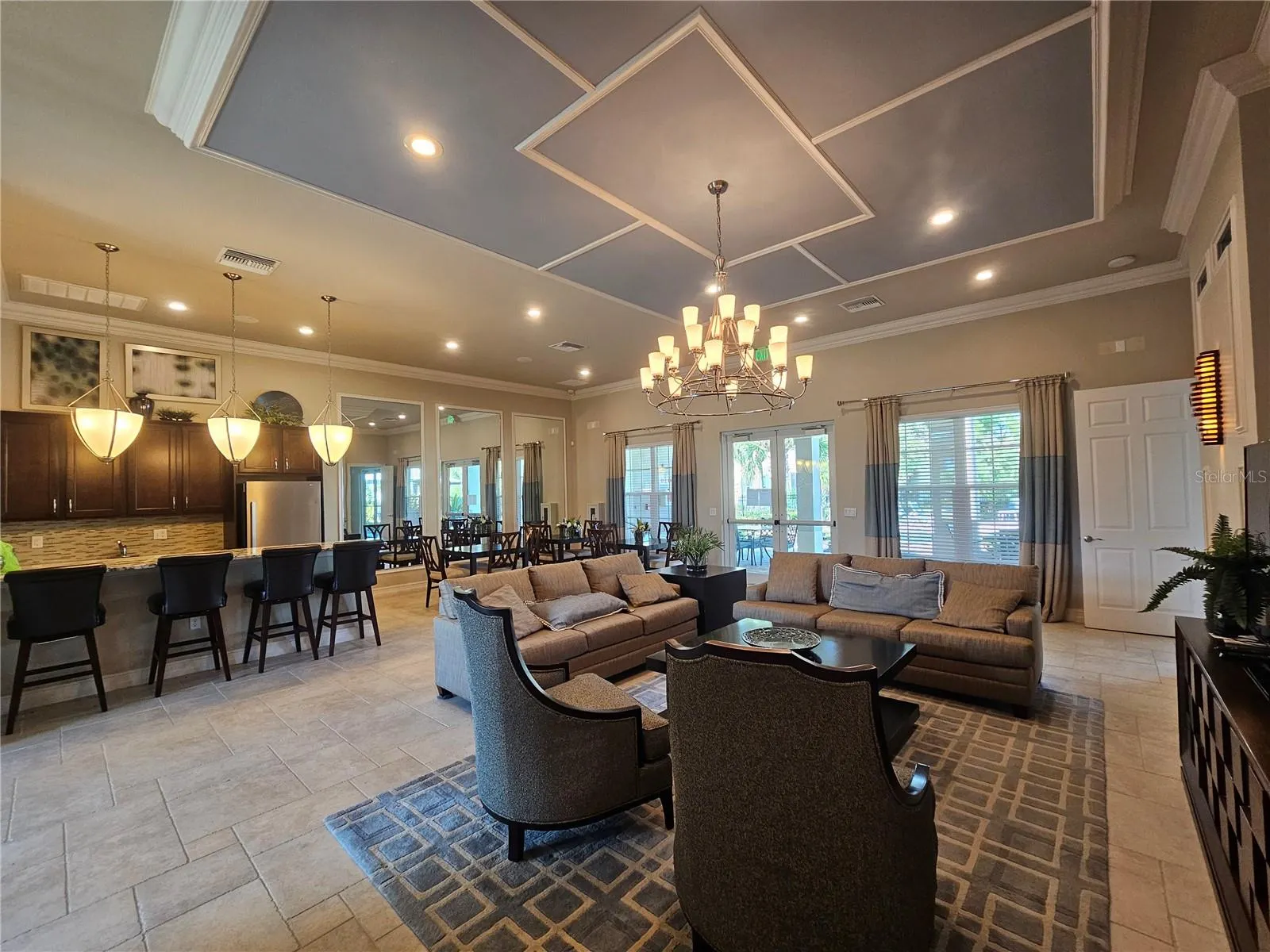 2807 ORIOLE DR