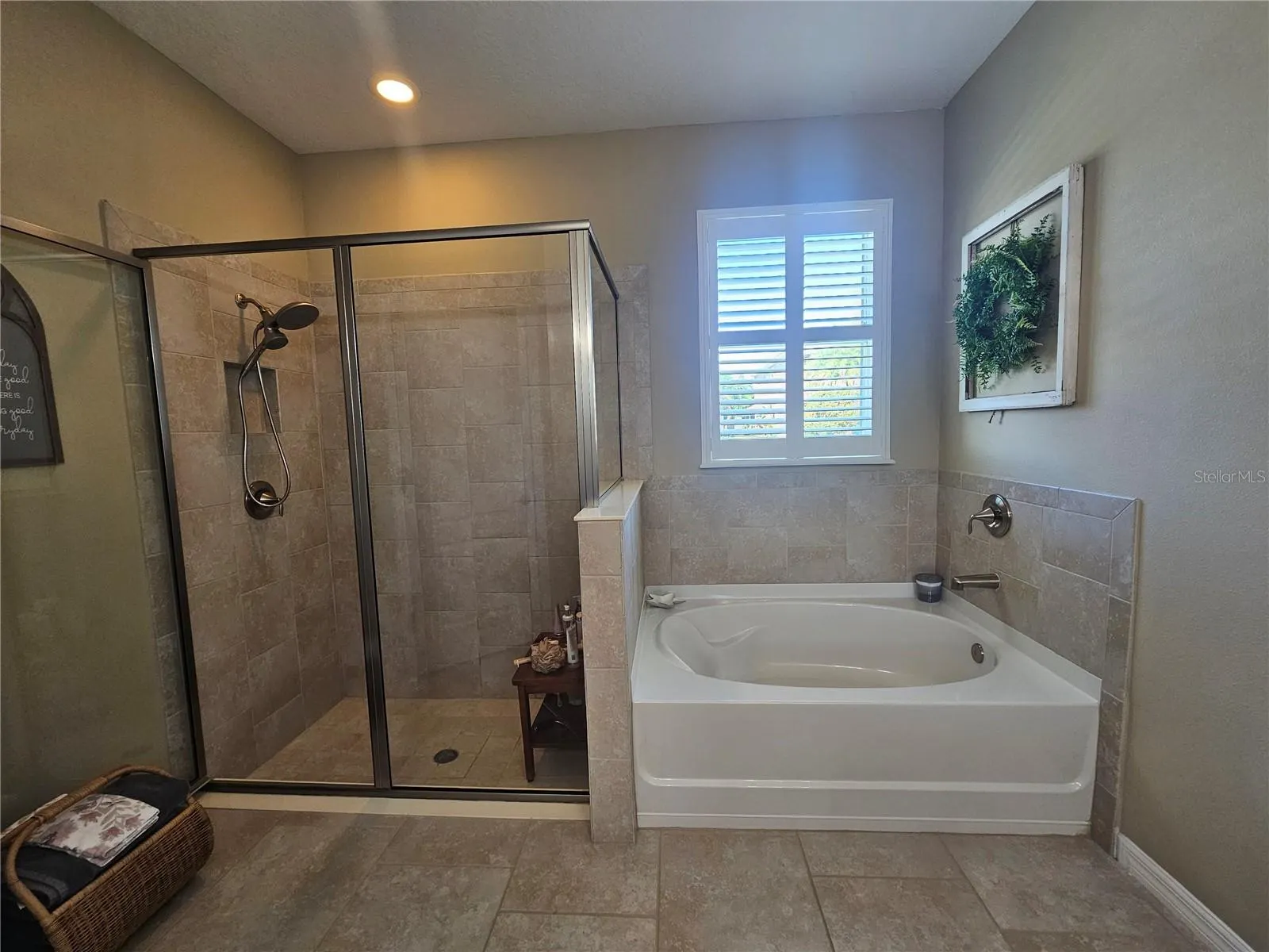 2807 ORIOLE DR