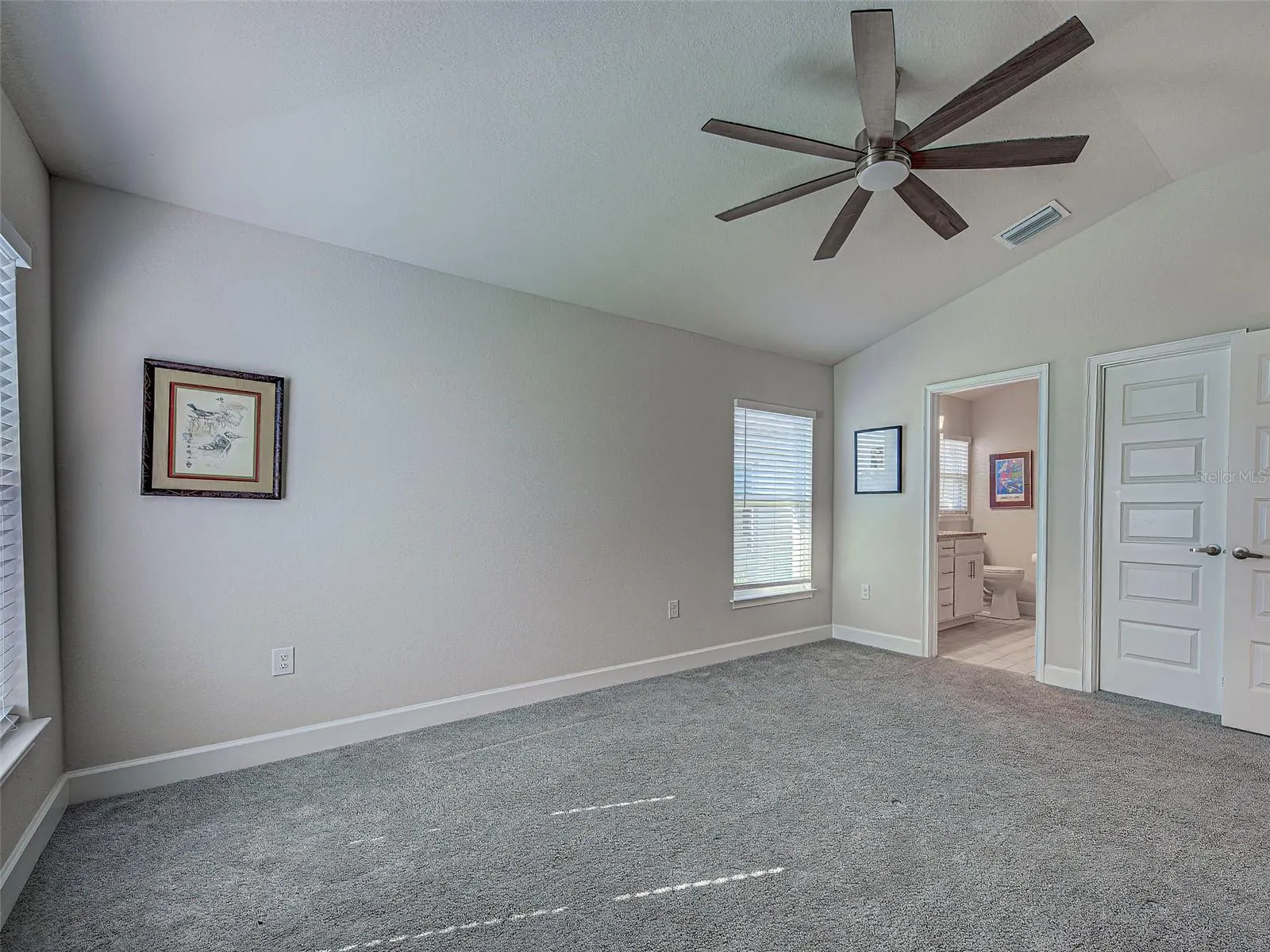 2551 AVERLAND LOOP