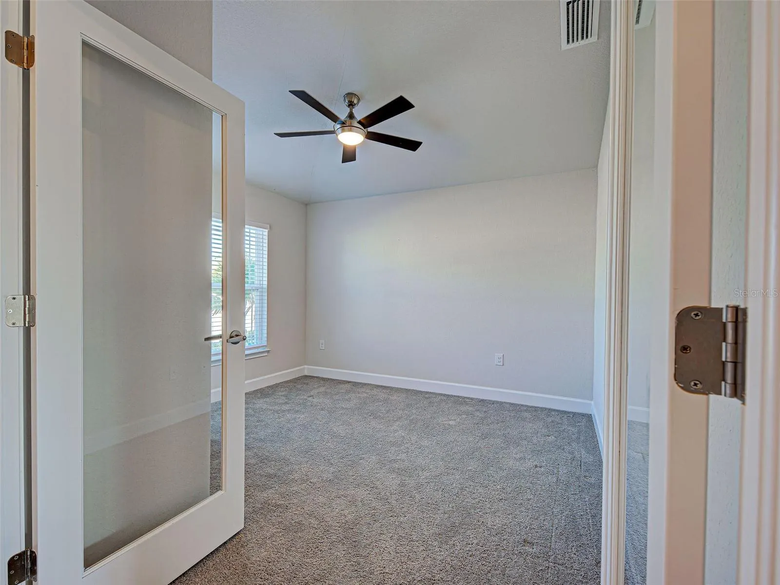 2551 AVERLAND LOOP