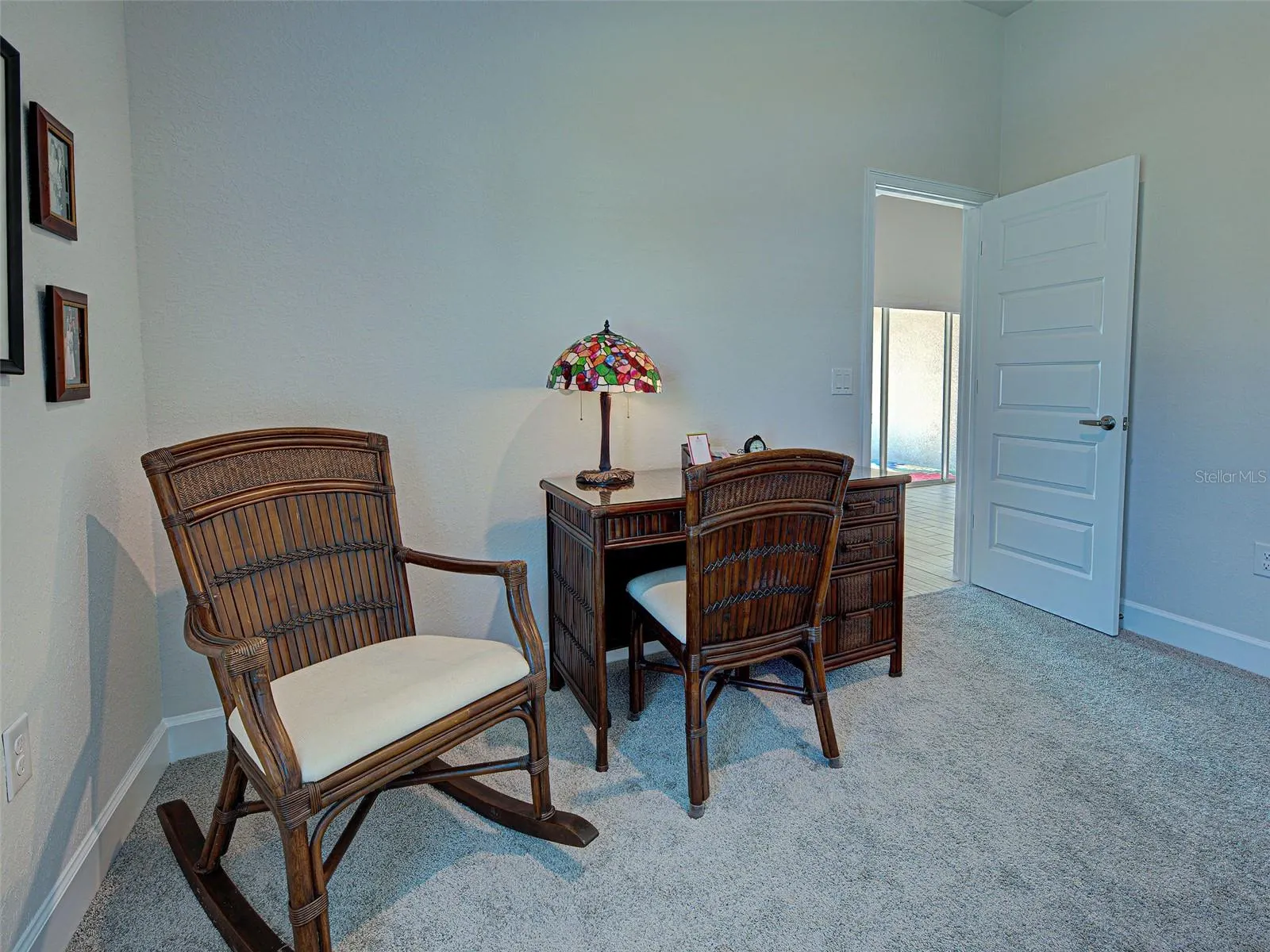 2551 AVERLAND LOOP