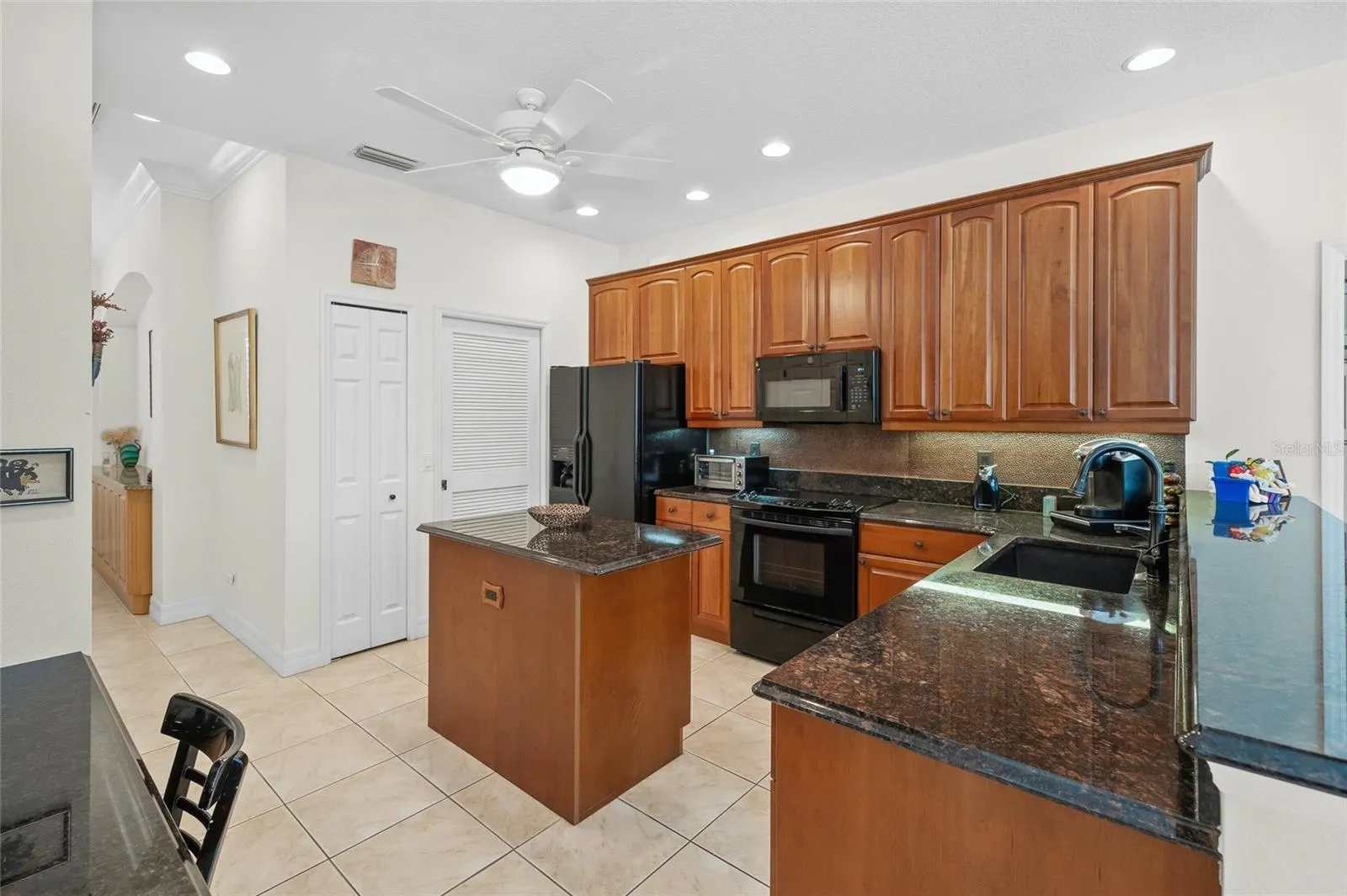 523 HABITAT BLVD