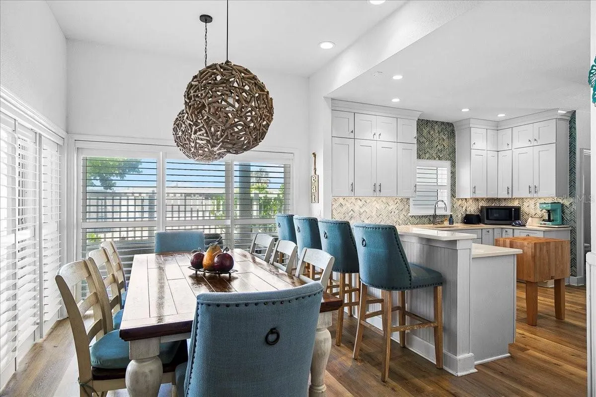 8400 MANASOTA KEY RD