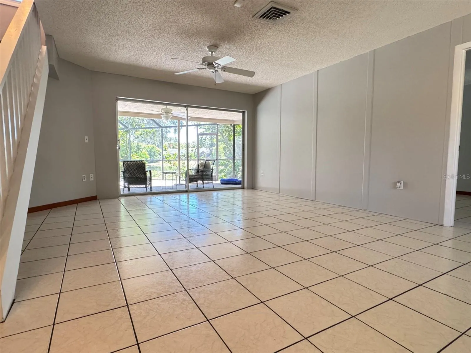 4256 KING RICHARD LN