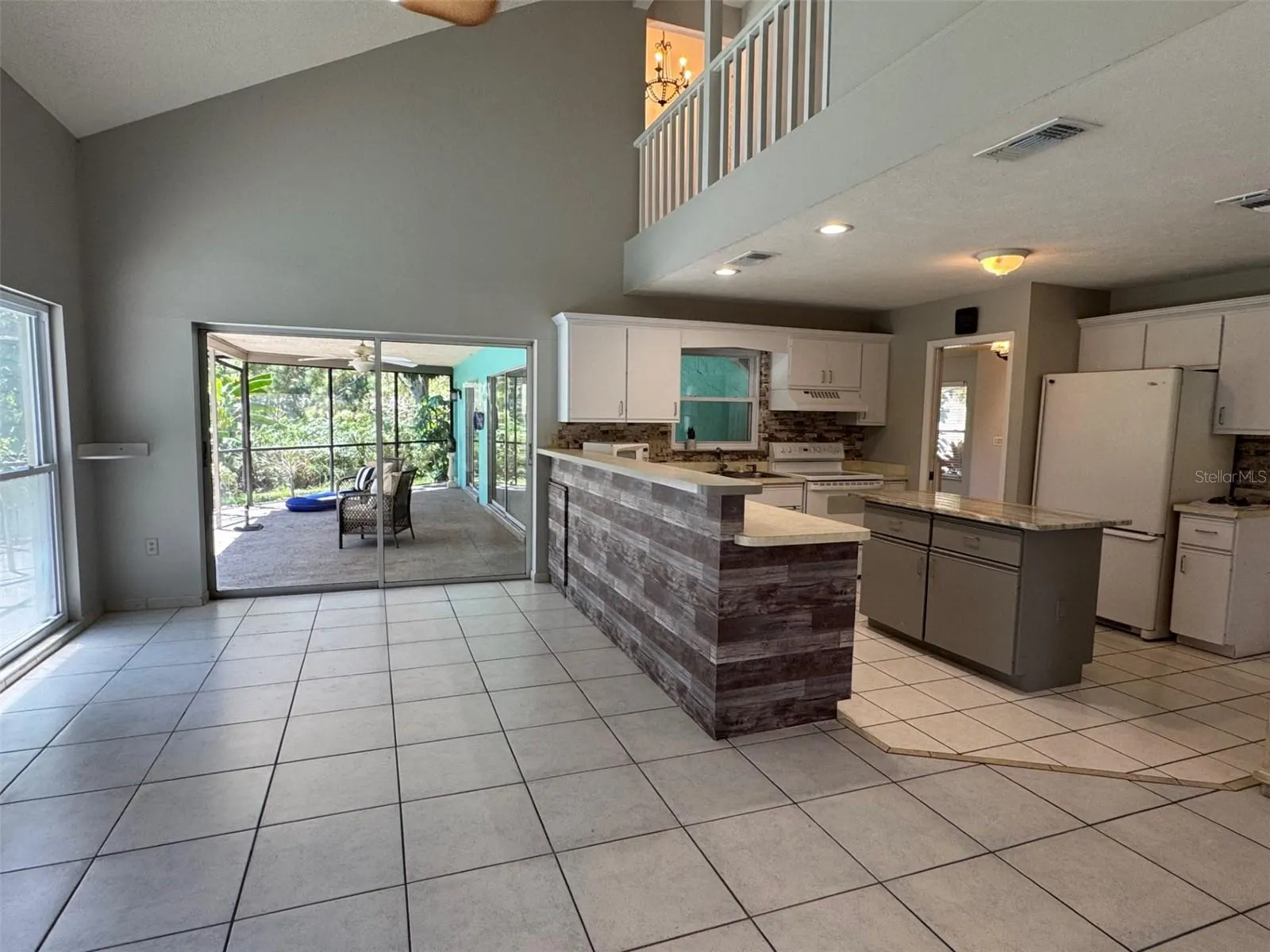 4256 KING RICHARD LN