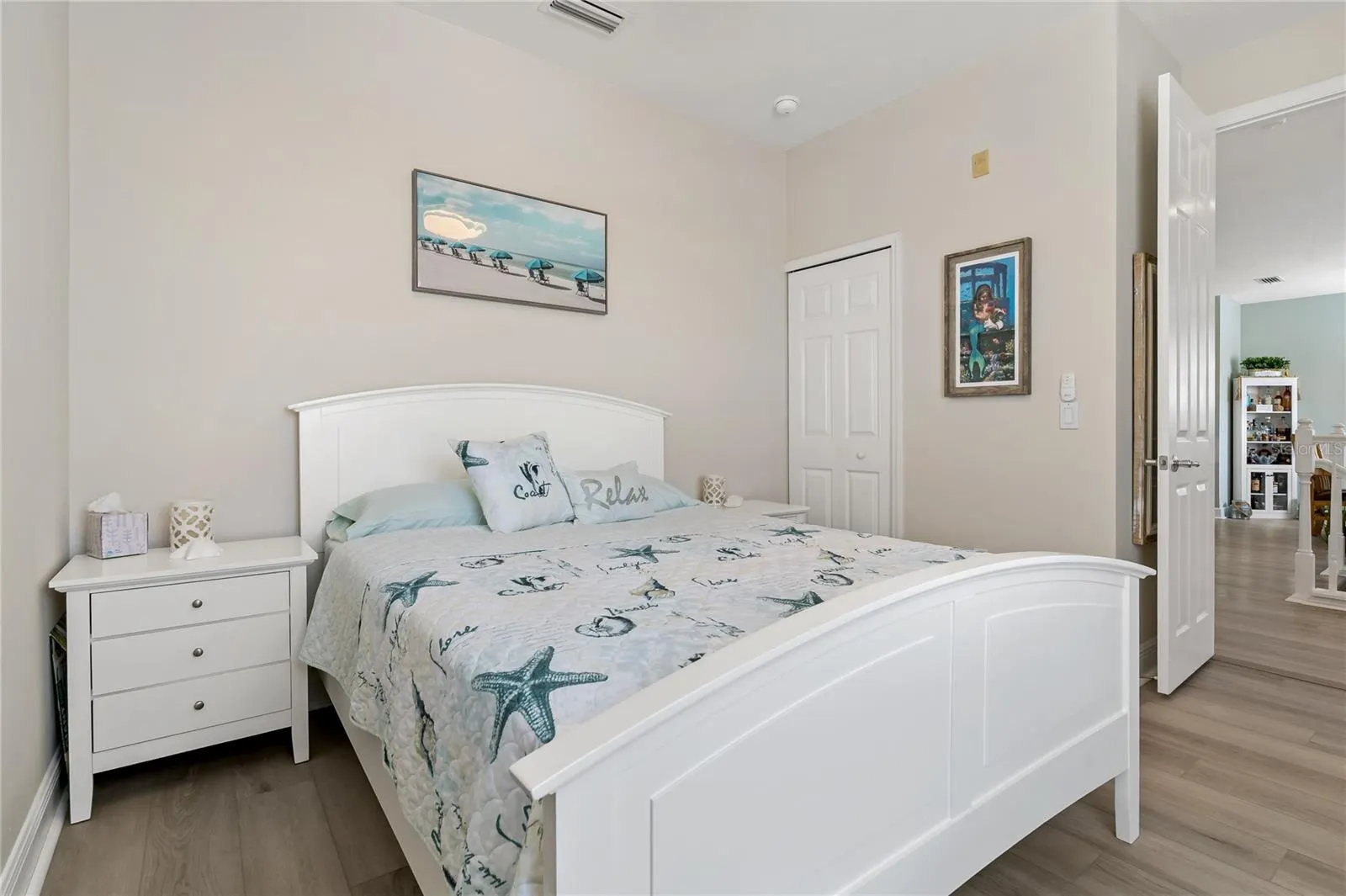 23253 BANBURY WAY