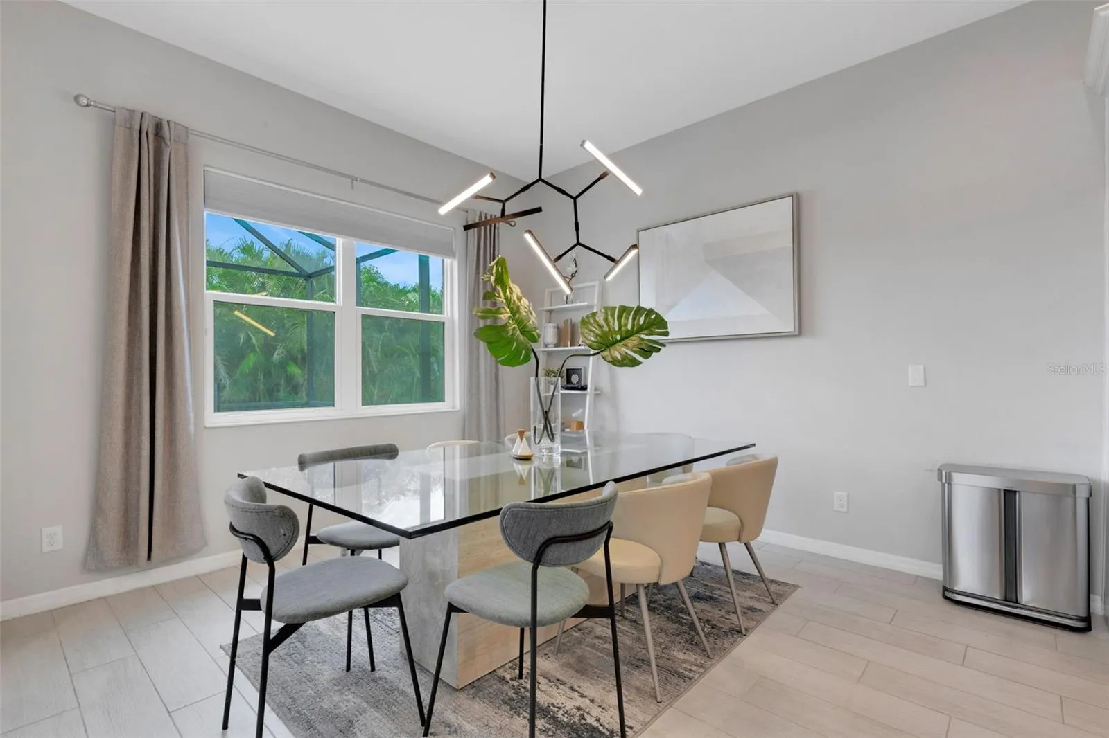 5718 TITLE ROW DR