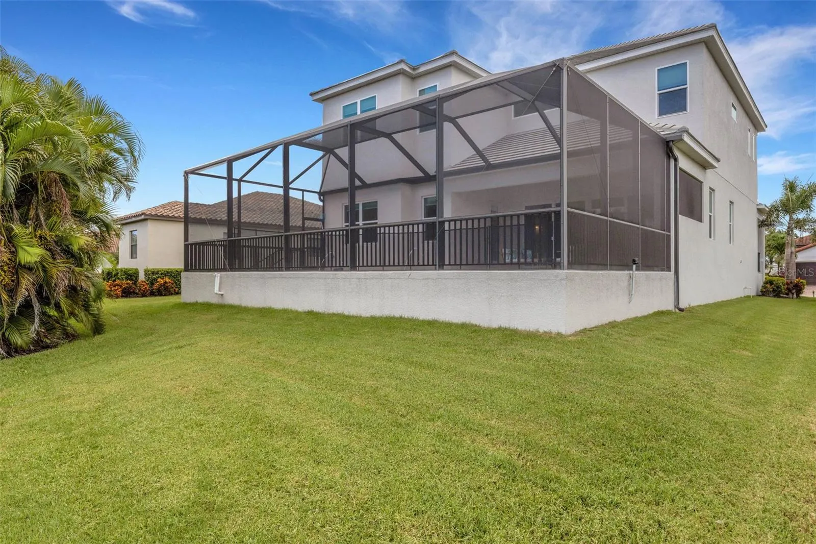 5718 TITLE ROW DR