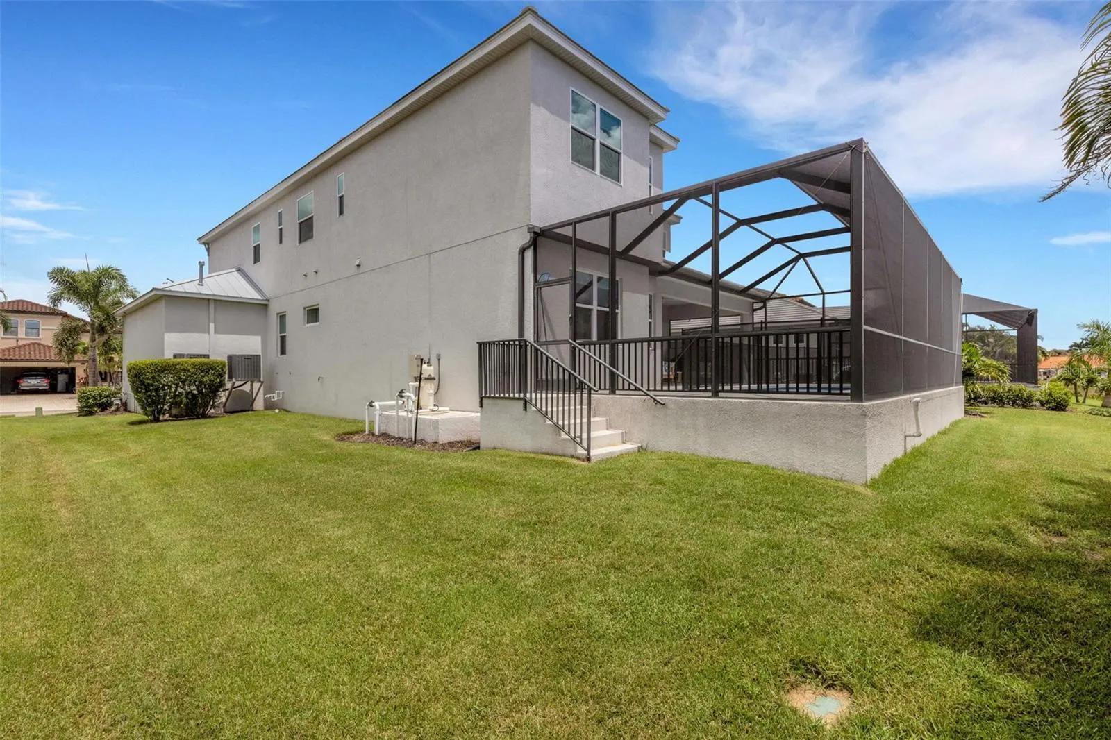 5718 TITLE ROW DR