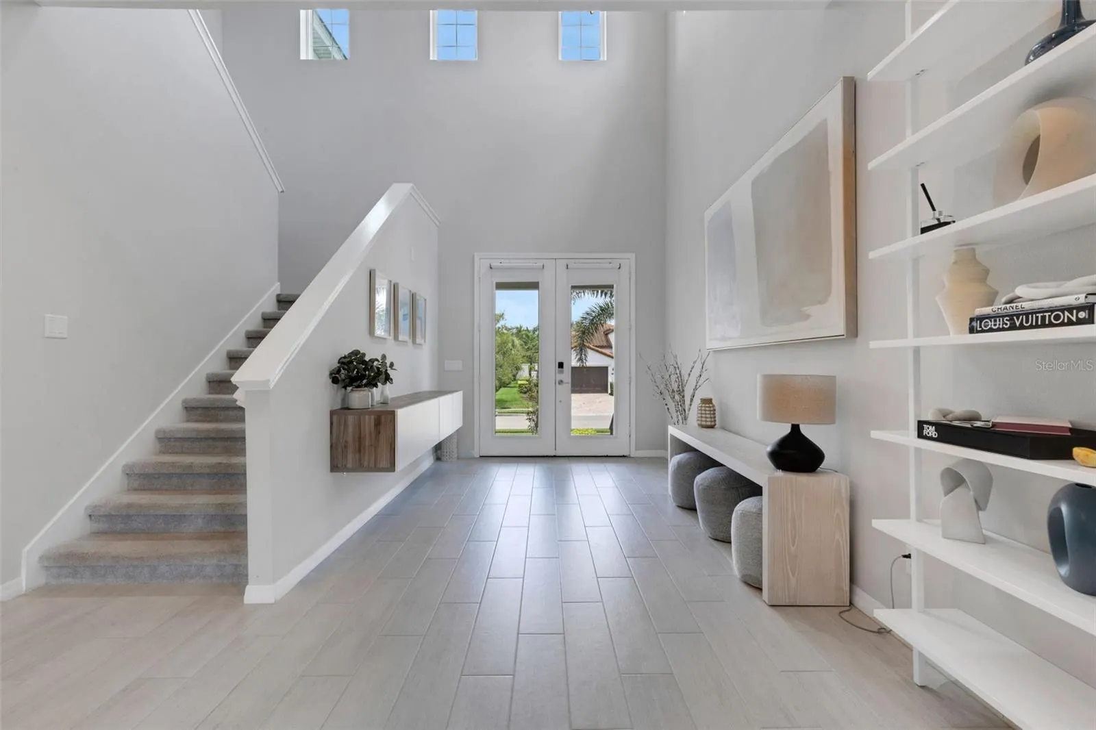 5718 TITLE ROW DR