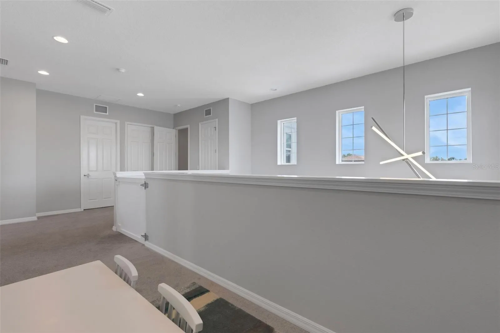 5718 TITLE ROW DR