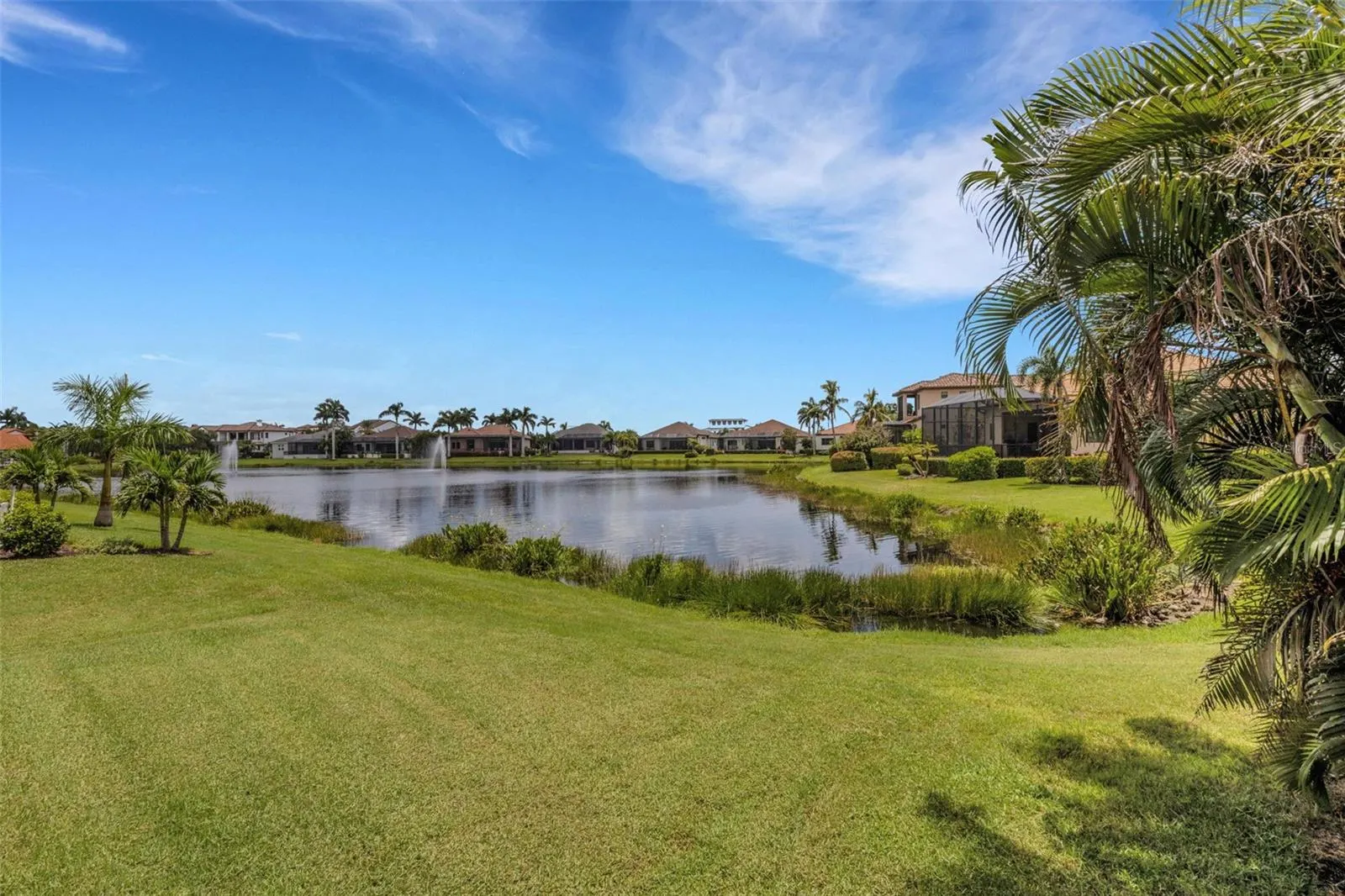 5718 TITLE ROW DR