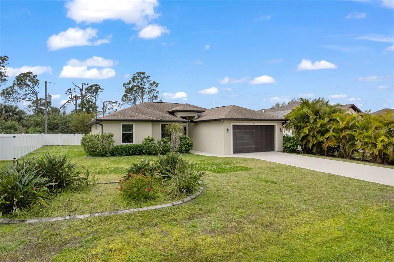 2471 W PRICE BLVD