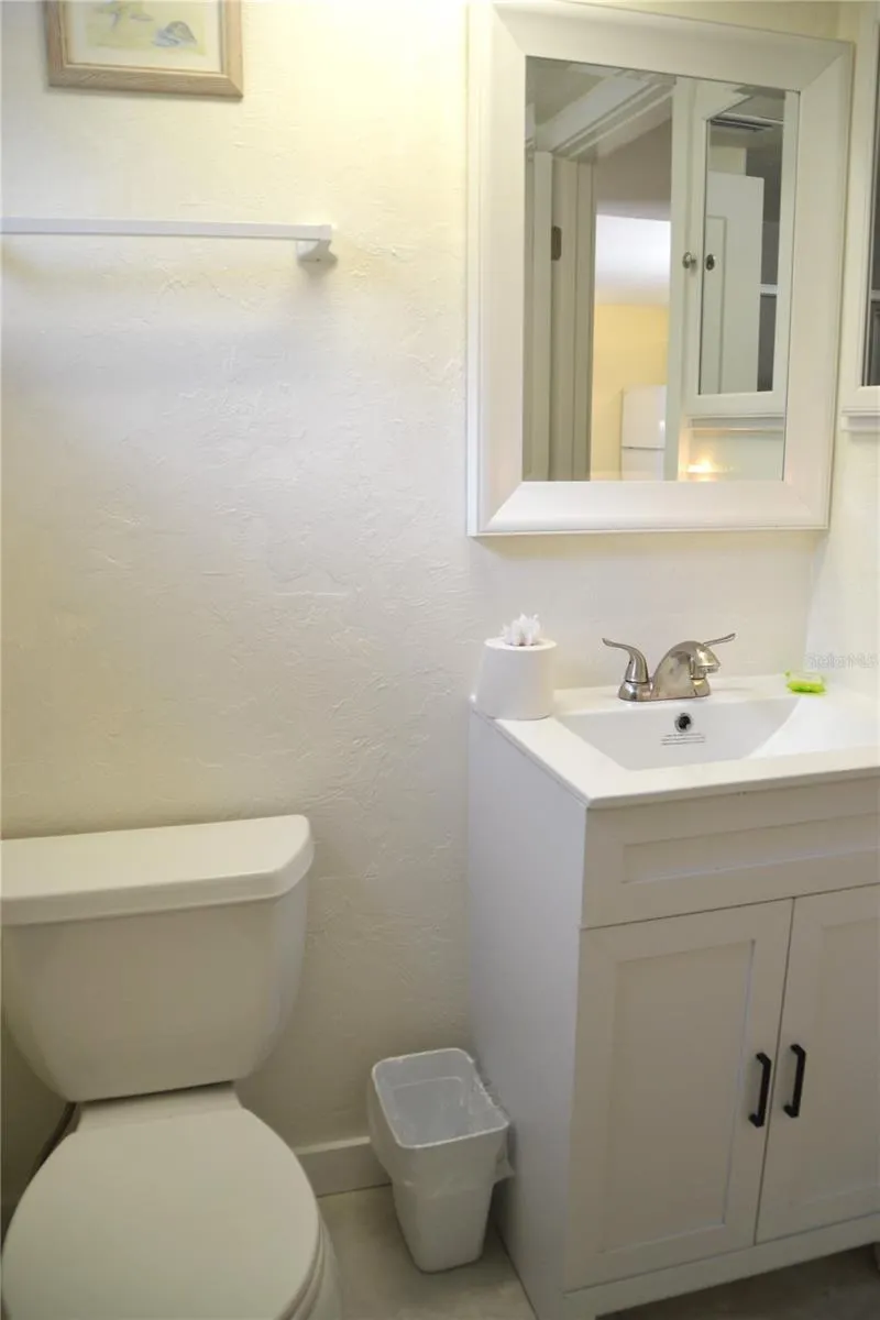 1275 TARPON CENTER DR #107, #107