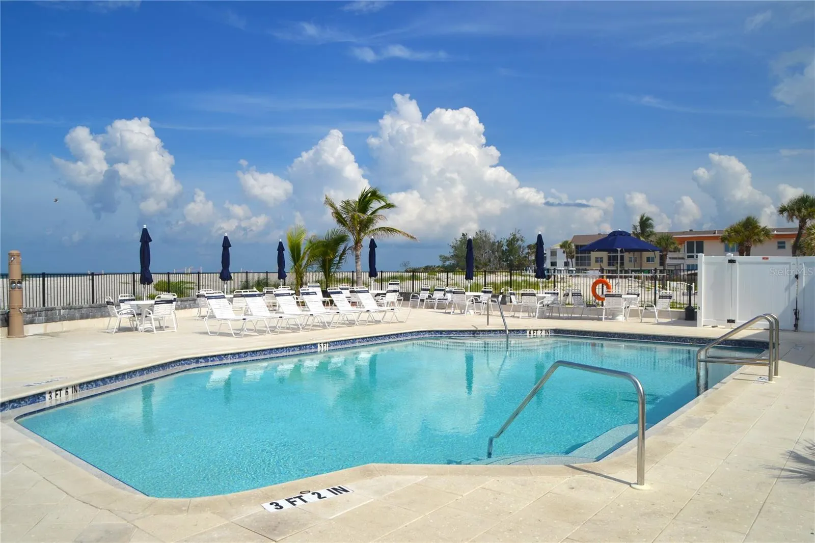 1275 TARPON CENTER DR #107, #107