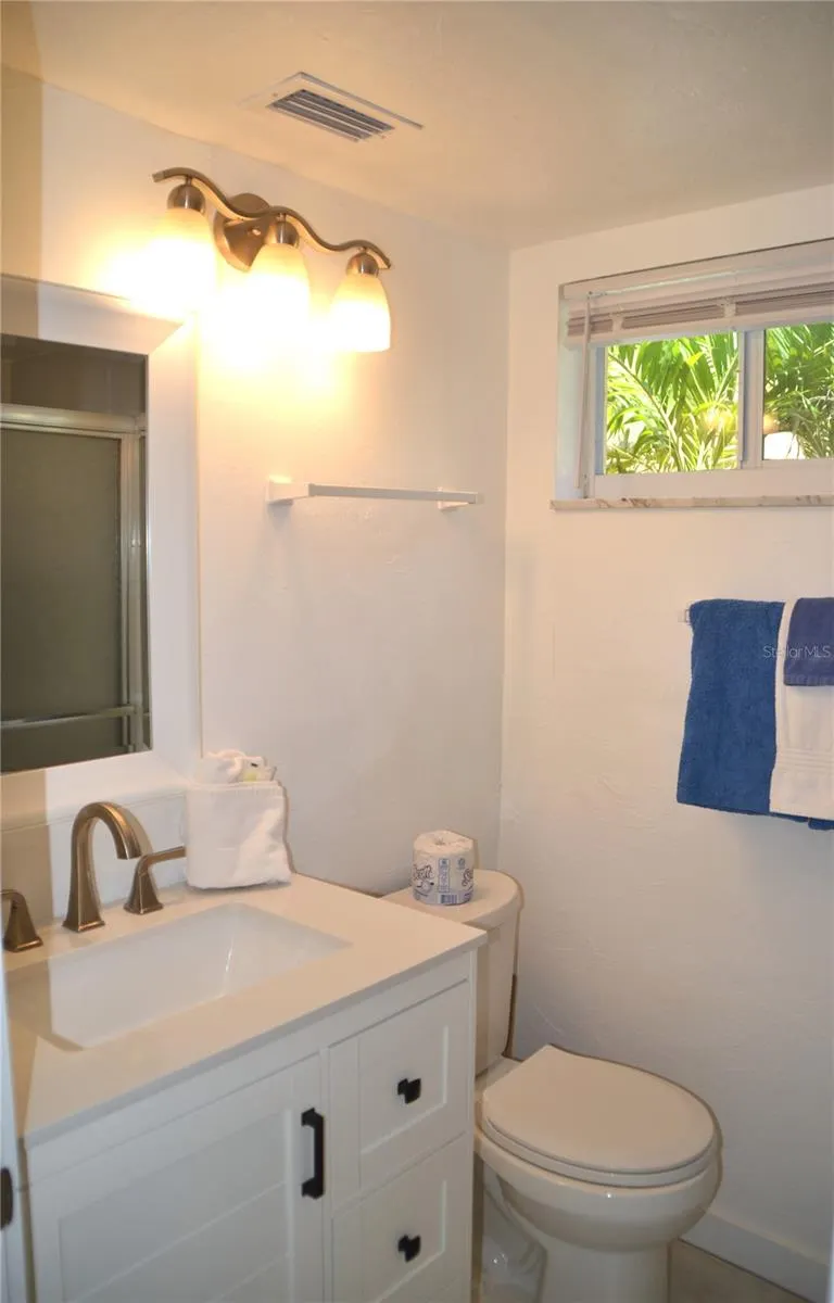 1275 TARPON CENTER DR #107, #107