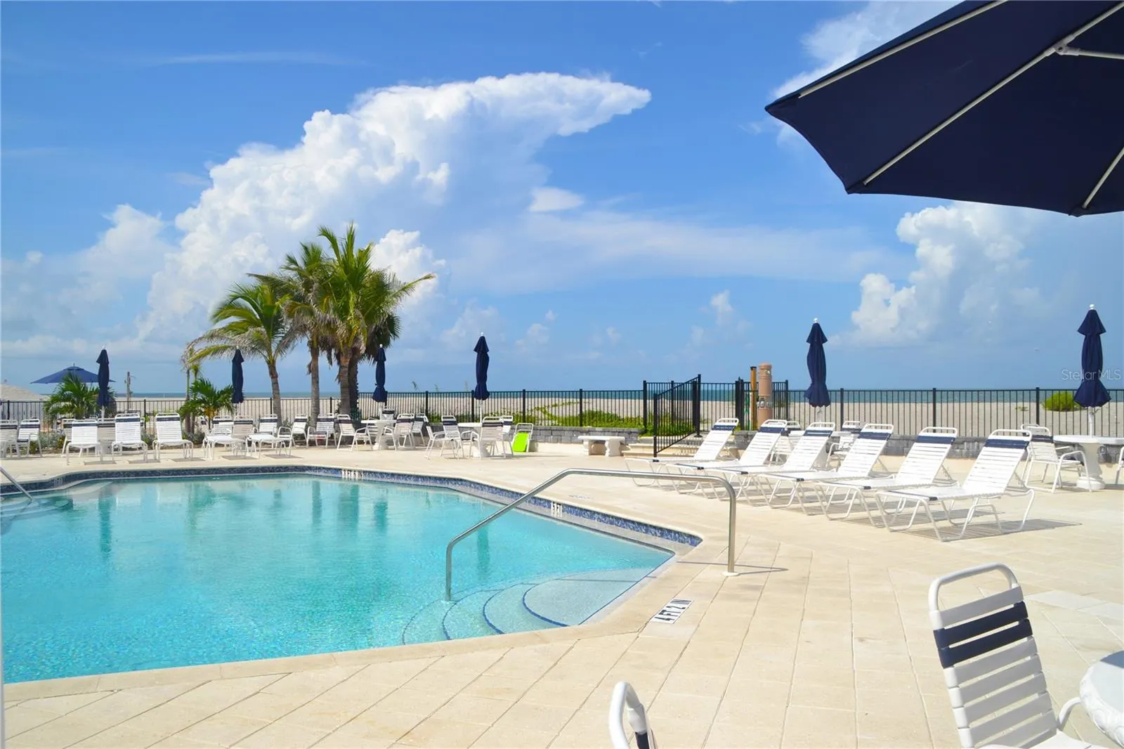 1275 TARPON CENTER DR #107, #107