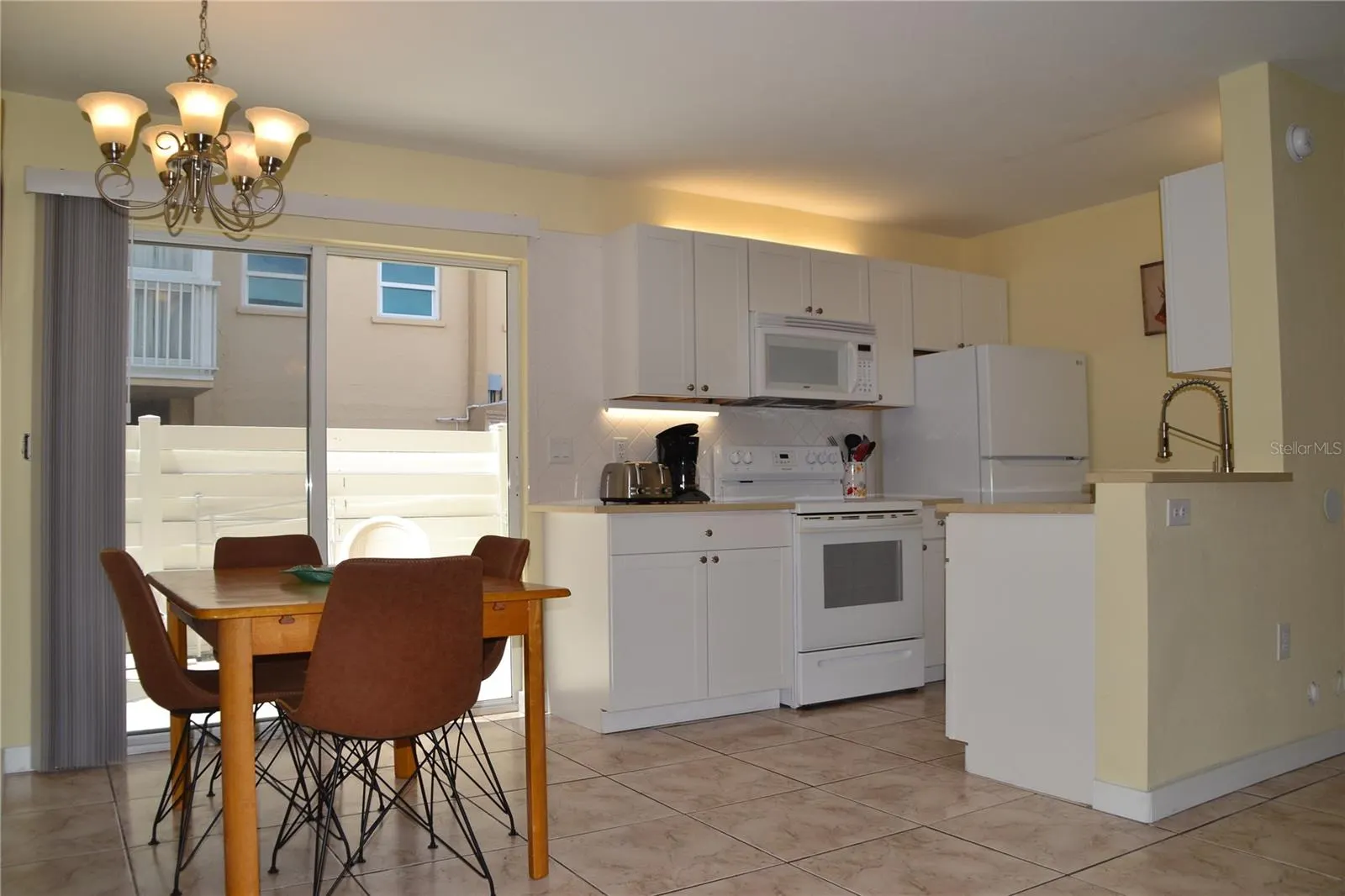 1275 TARPON CENTER DR #107, #107