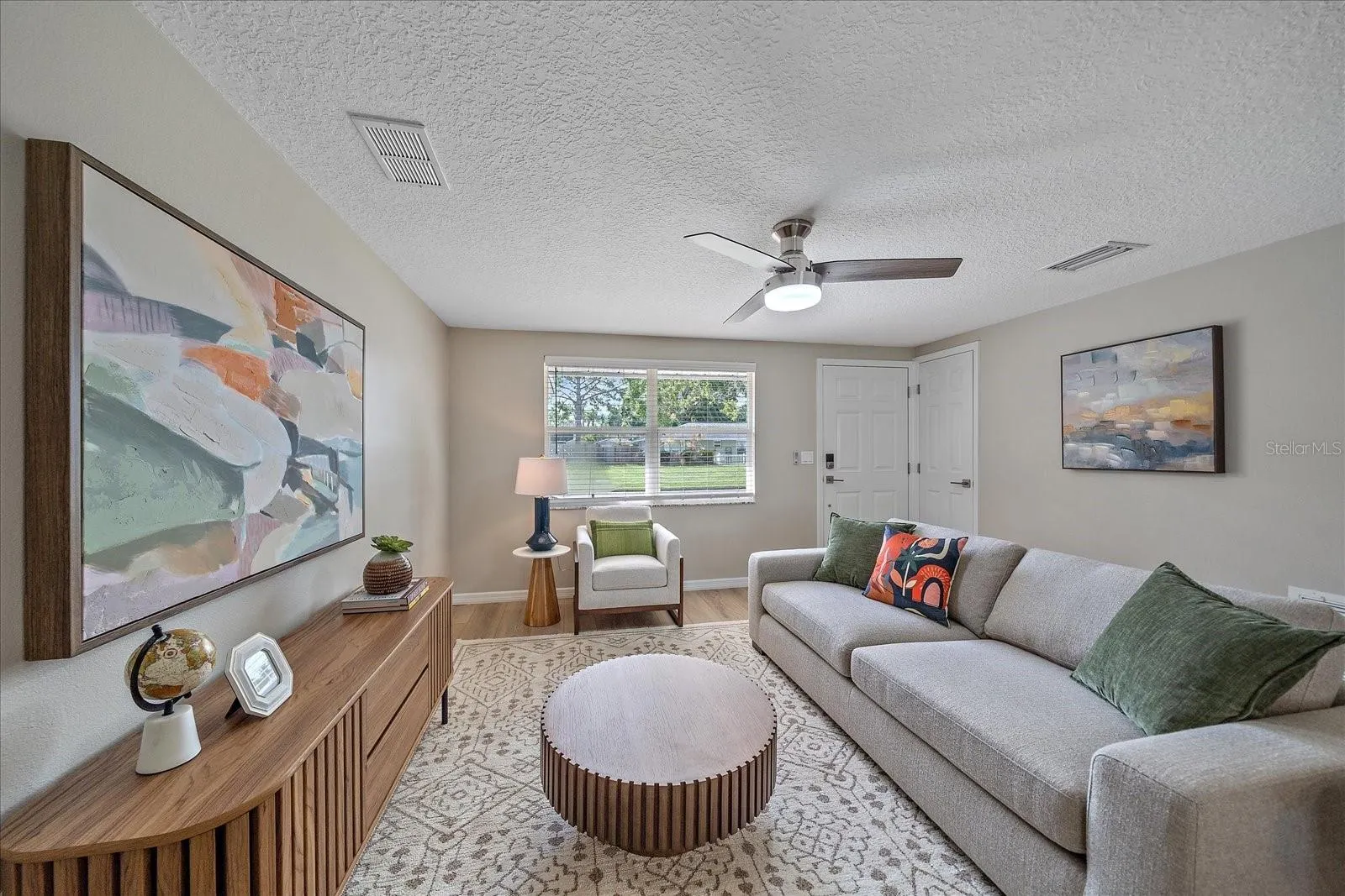 3032 GOLDEN RAIN DR