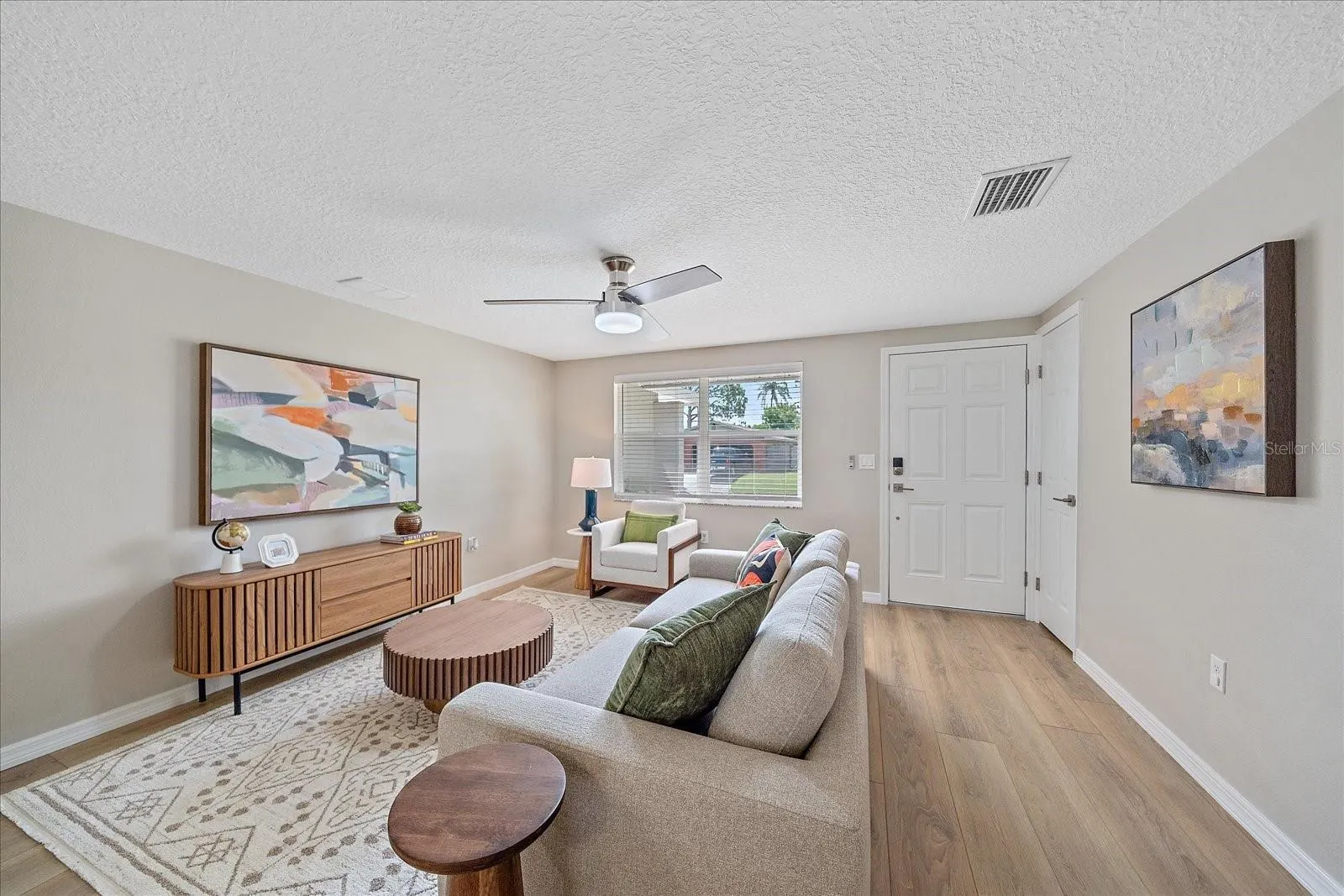 3032 GOLDEN RAIN DR