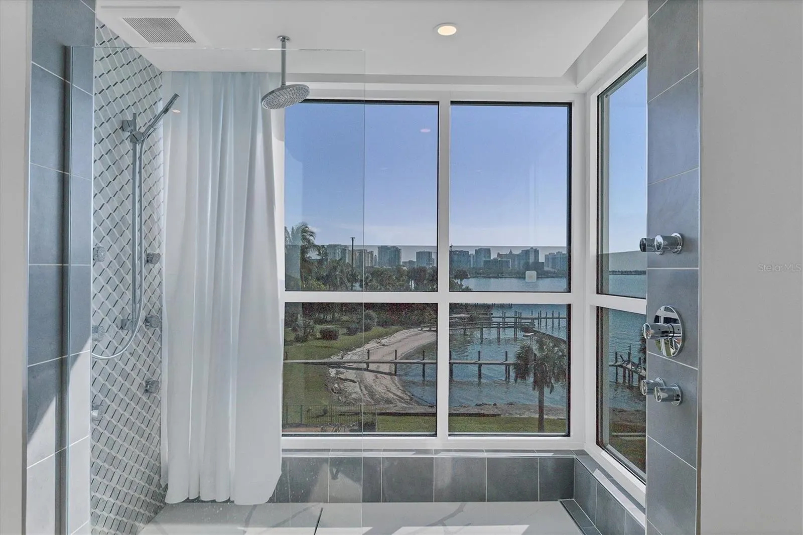 1000 TOCOBAGA LN