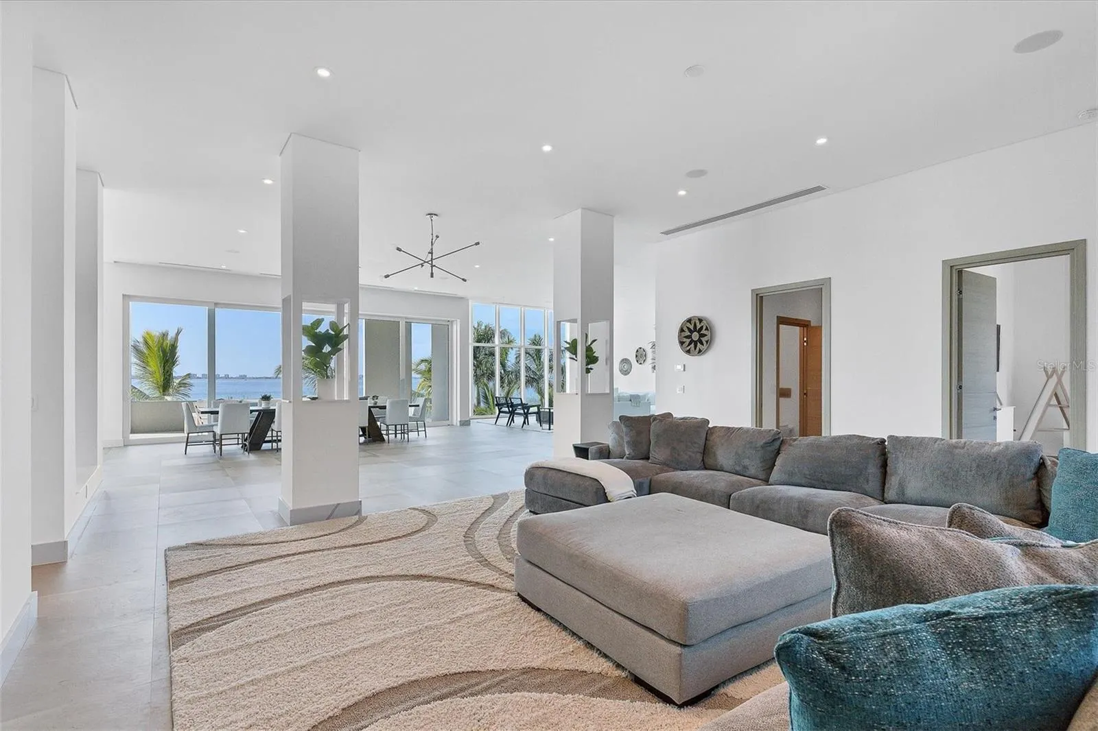 1000 TOCOBAGA LN