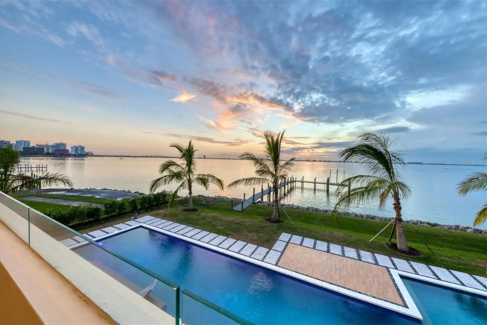 1000 TOCOBAGA LN
