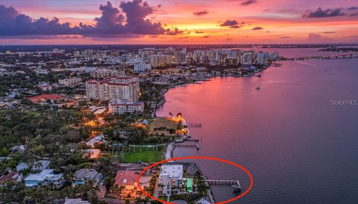 1000 TOCOBAGA LN