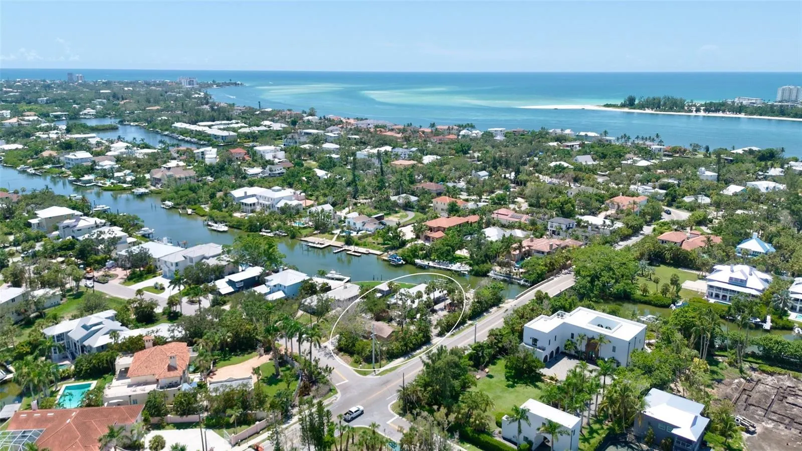 428 SIESTA DR