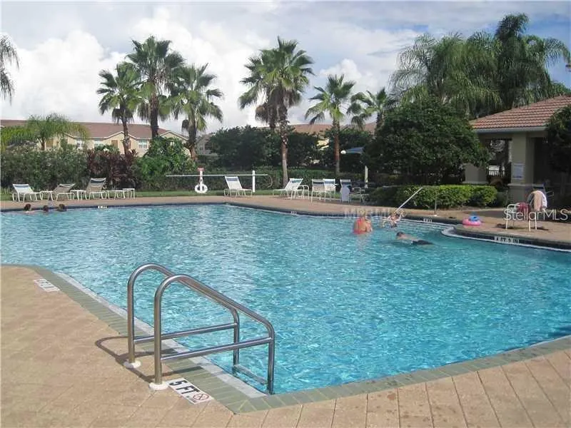 3560 PARKRIDGE CIR #30-204, #30-204