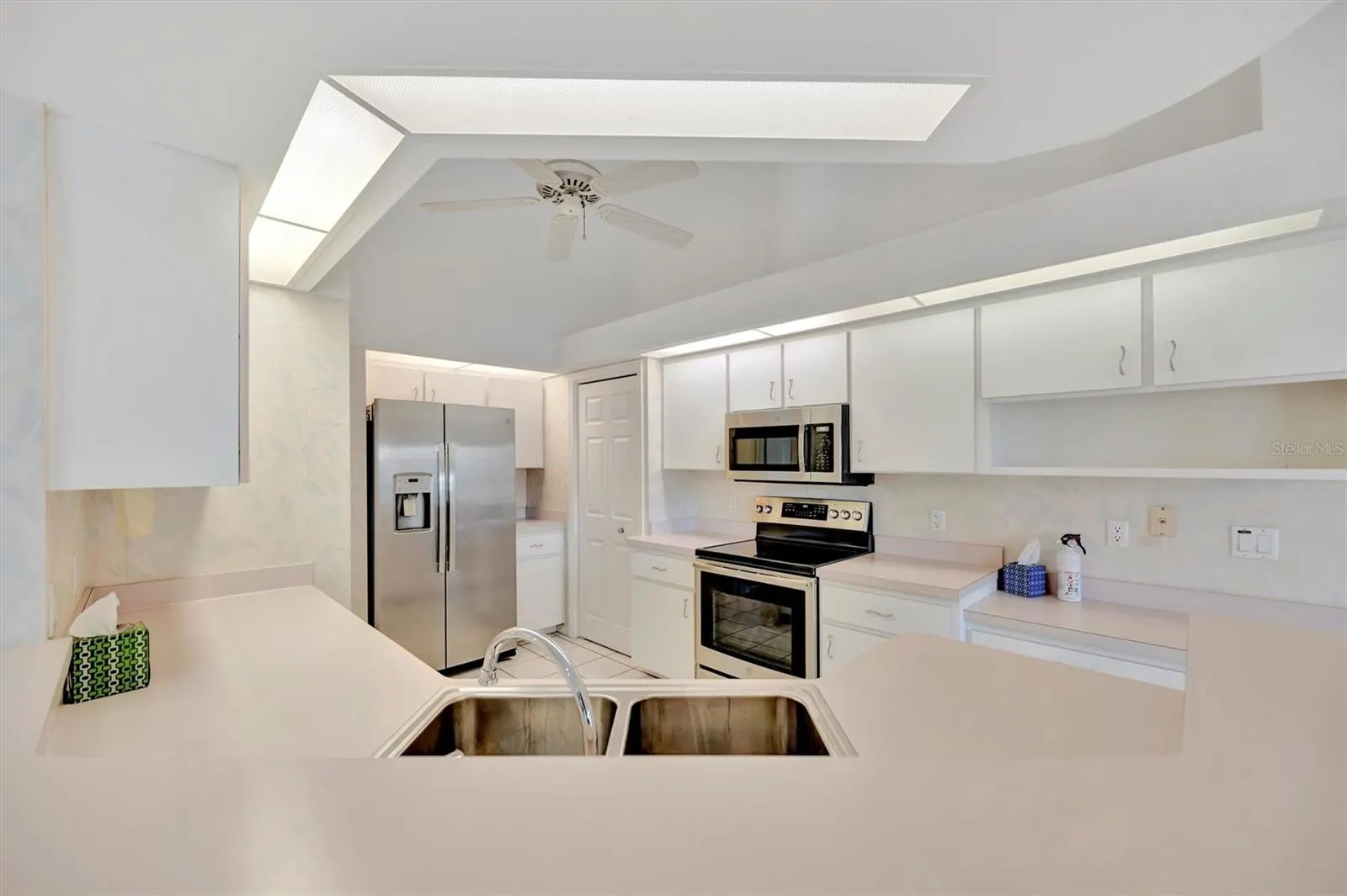 12060 EISENHOWER DR